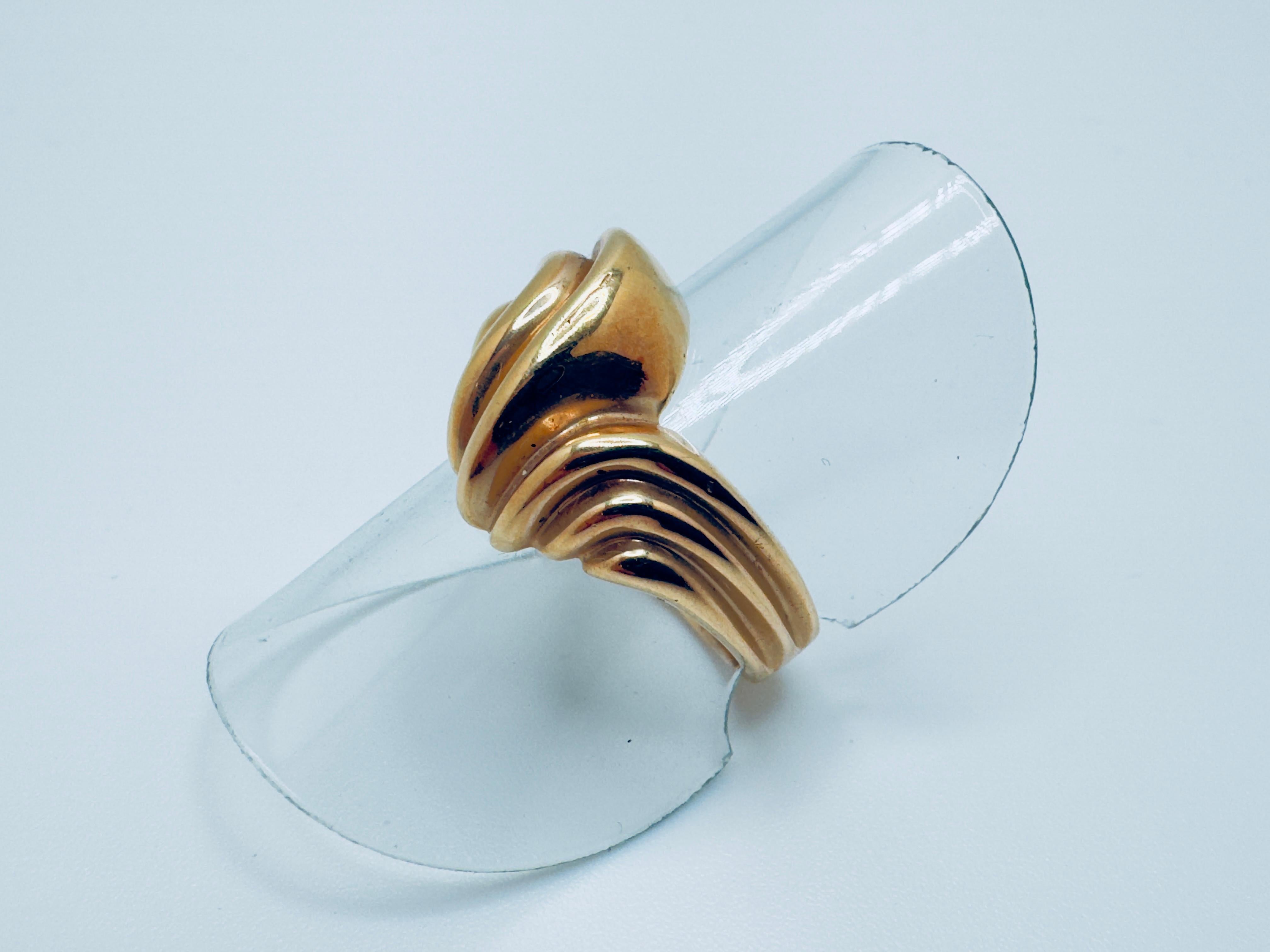 14k Free-Form Wave Ring For Sale 1