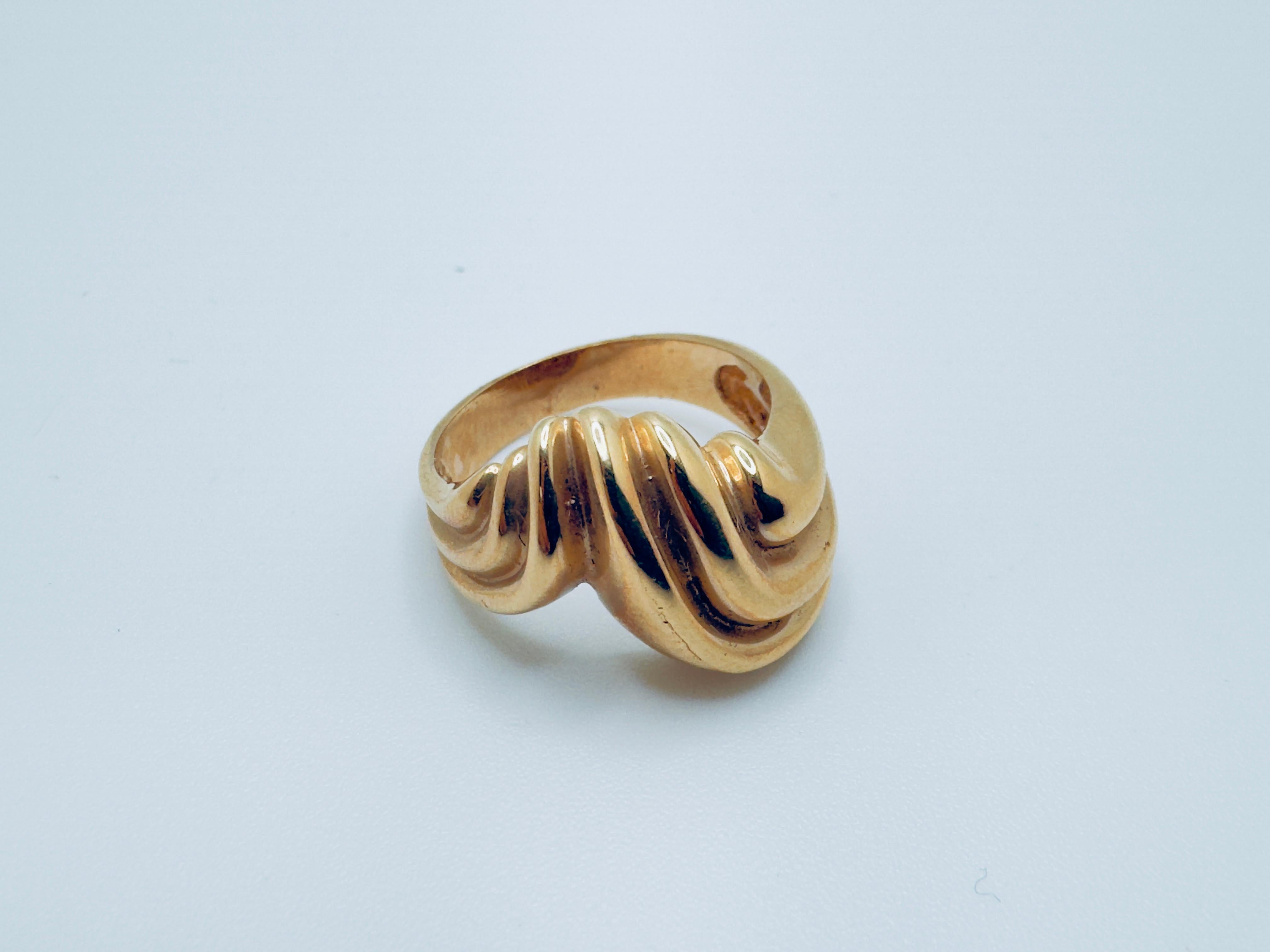 14k Free-Form Wave Ring For Sale 3