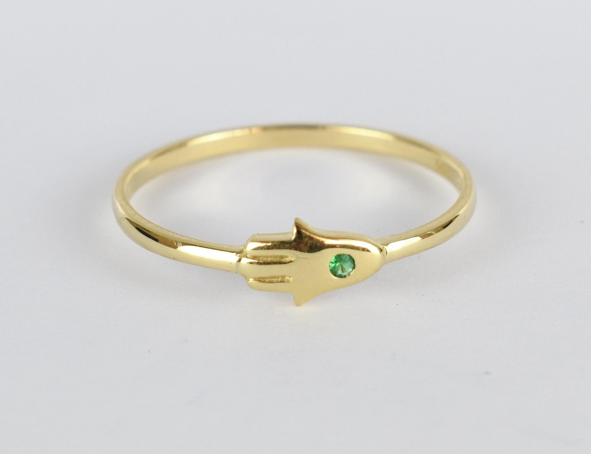 For Sale:  14k Gold 0.02 Carat Emerald Hamsa Hand Ring  4