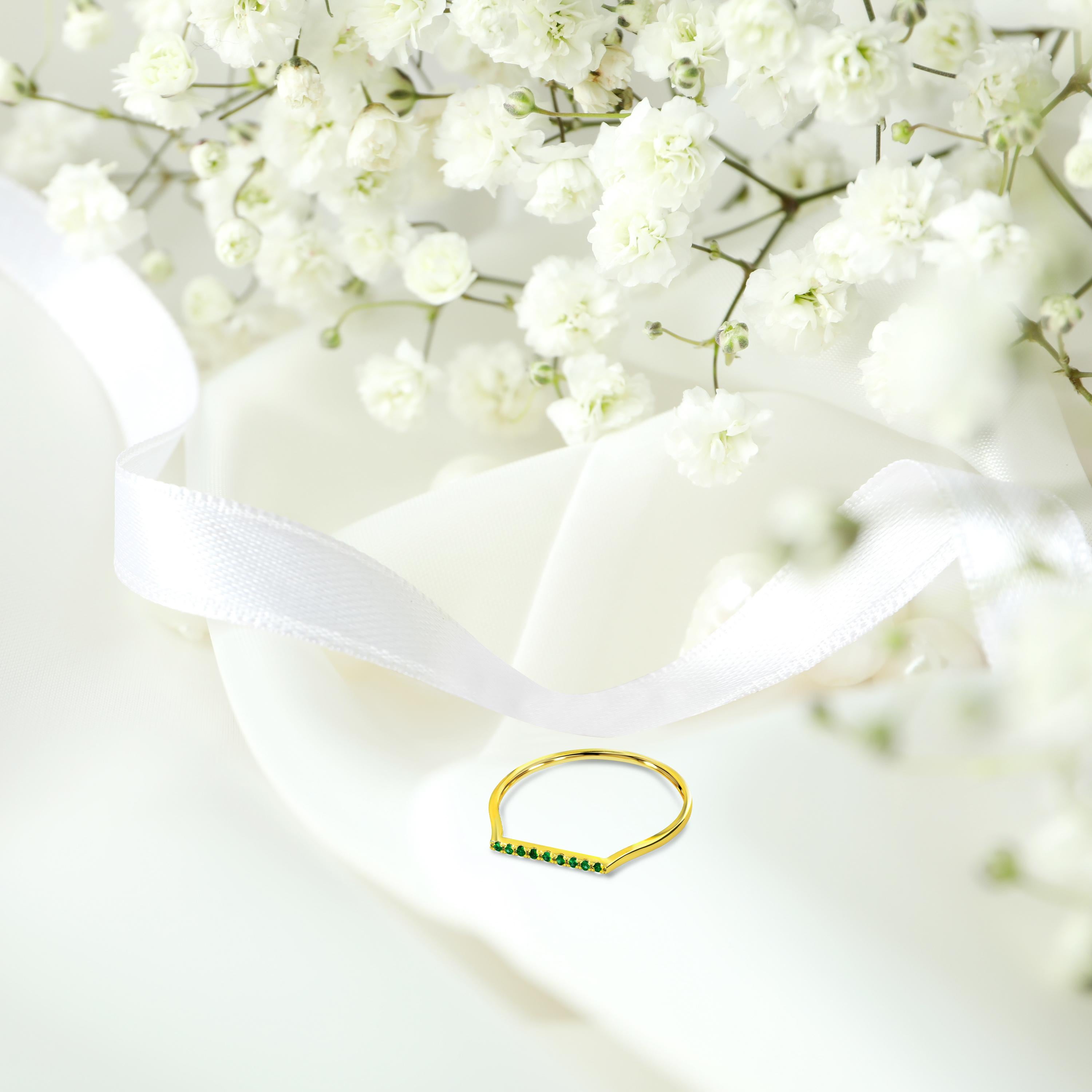 Im Angebot: 14k Massivgold Natrlicher Smaragd Ring dnner Smaragd Stapelring () 6