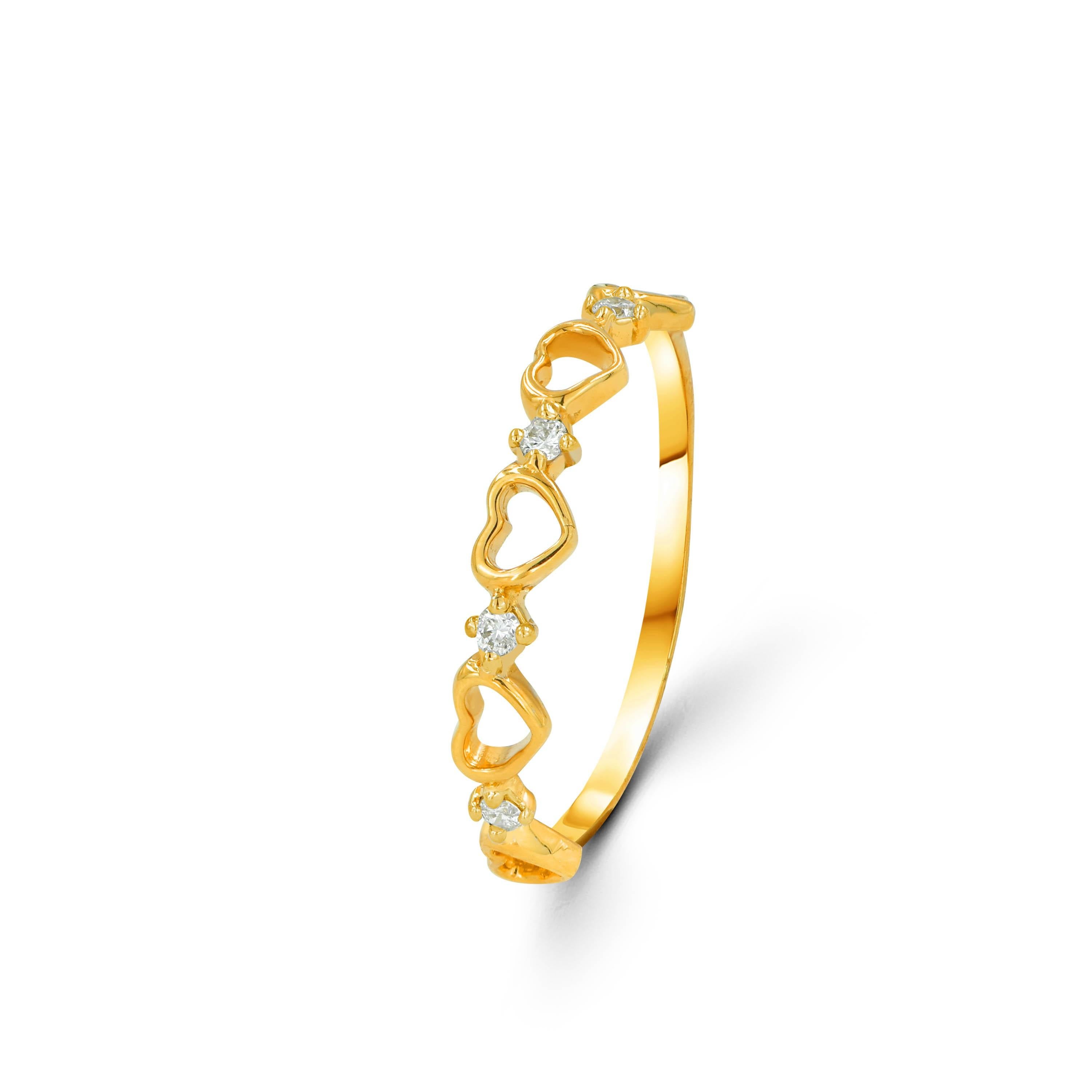For Sale:  14k Gold 0.07 Carat Diamond Heart Ring 2