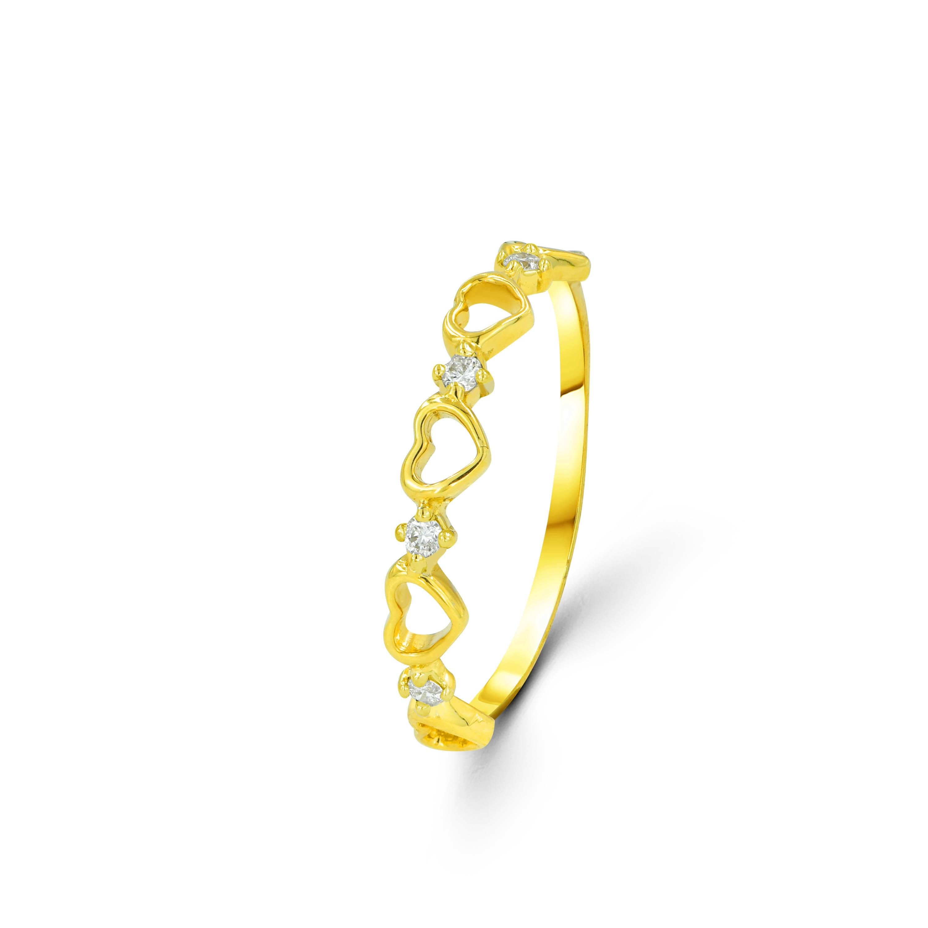 For Sale:  14k Gold 0.07 Carat Diamond Heart Ring 3