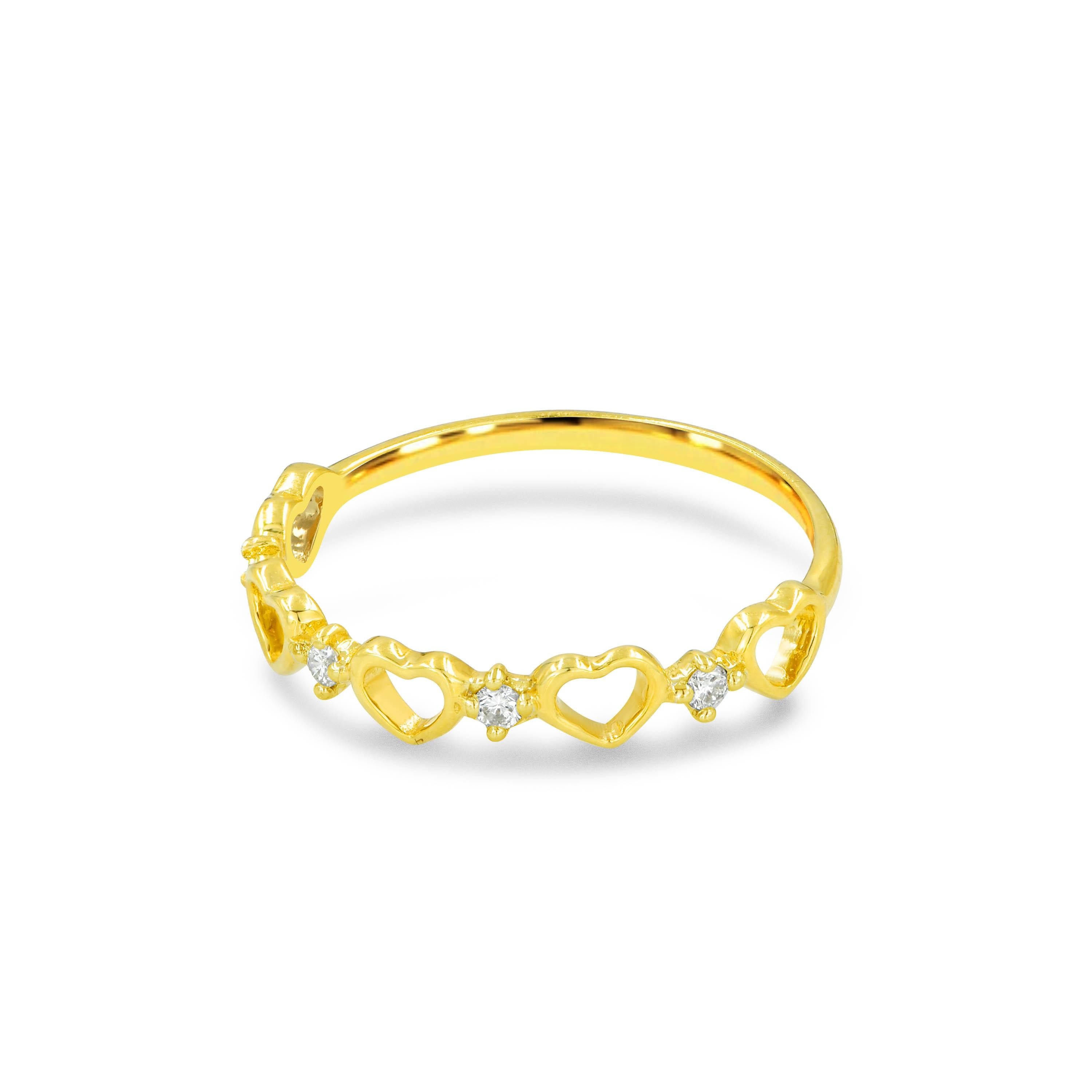 For Sale:  14k Gold 0.07 Carat Diamond Heart Ring 5