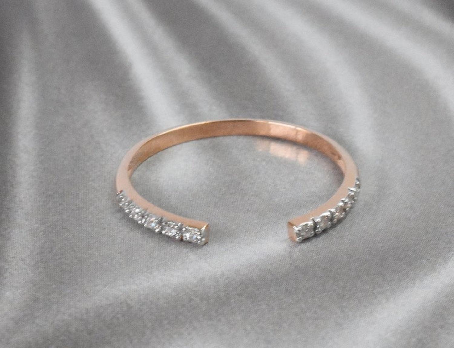 For Sale:  14K Gold 0.07 Carat Diamond Open stacking ring Ring  6
