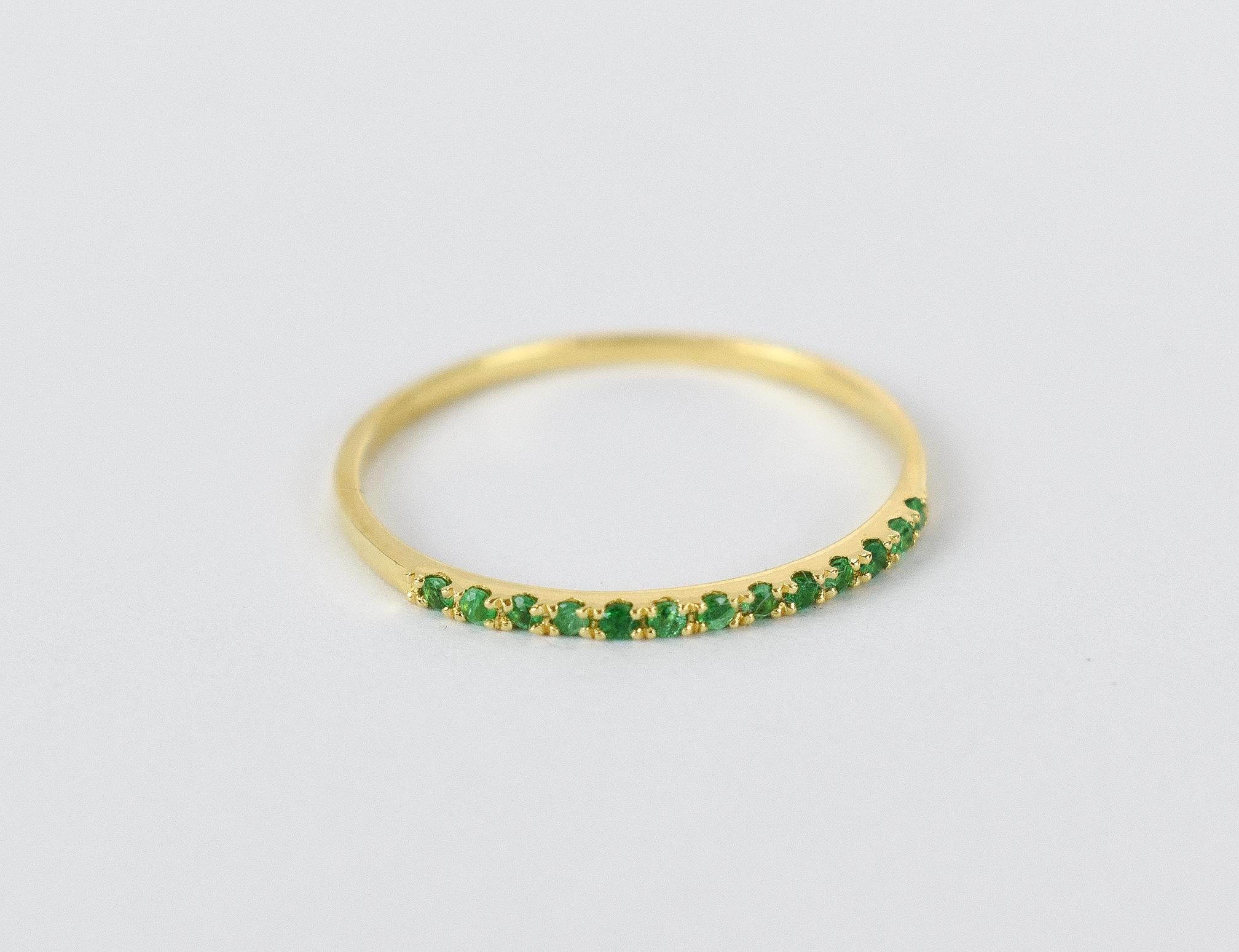 For Sale:  14k Gold 0.07 Carat Emerald Half Eternity Ring 2