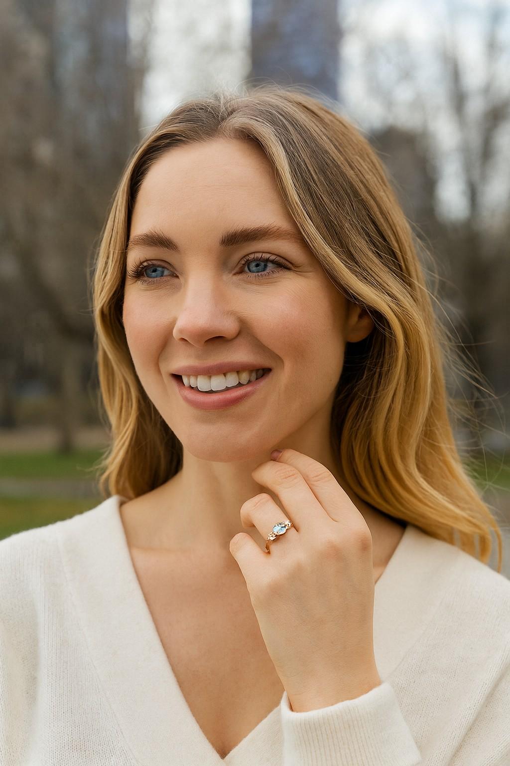 in vendita:  Oro 14K 0,09 ct. tw. Anello cocktail con diamante e topazio blu da 1.5 carati 5