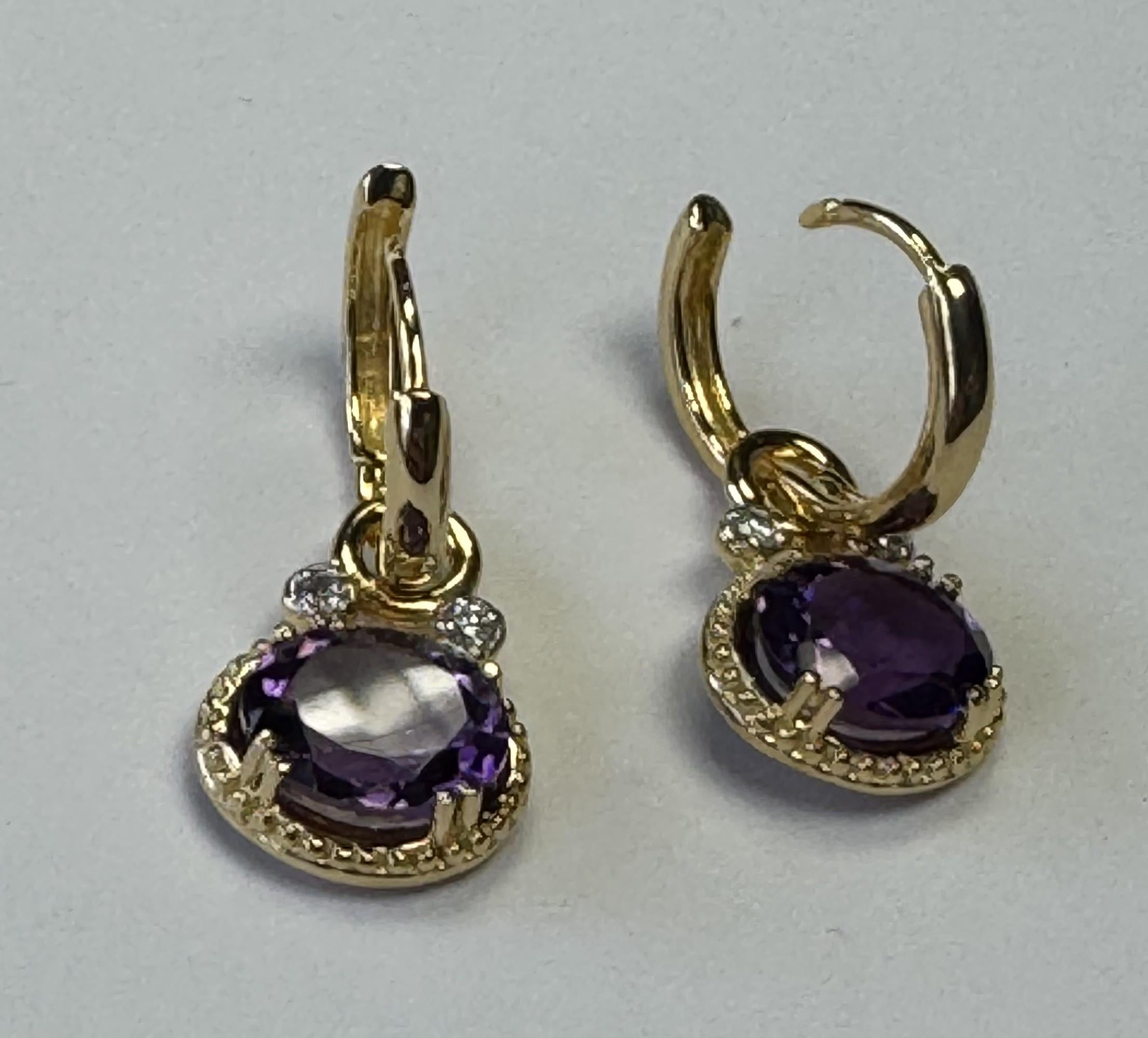 Pendientes de oro de 14 quilates de 0,10 ct. tw. y amatista de color de 4,9 ct. en Nuevo estado para la venta en Great Neck, NY