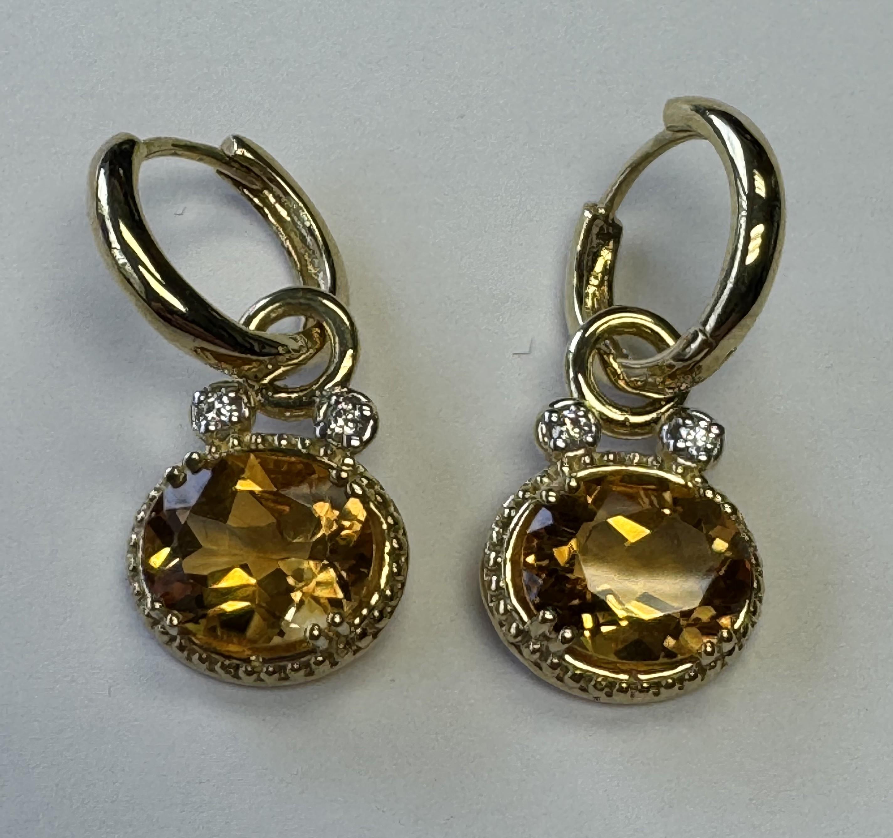 Taglio ovale Orecchini in oro 14K con gemma da 0,10 ct. e pietra citrina da 4,9 ct. in vendita