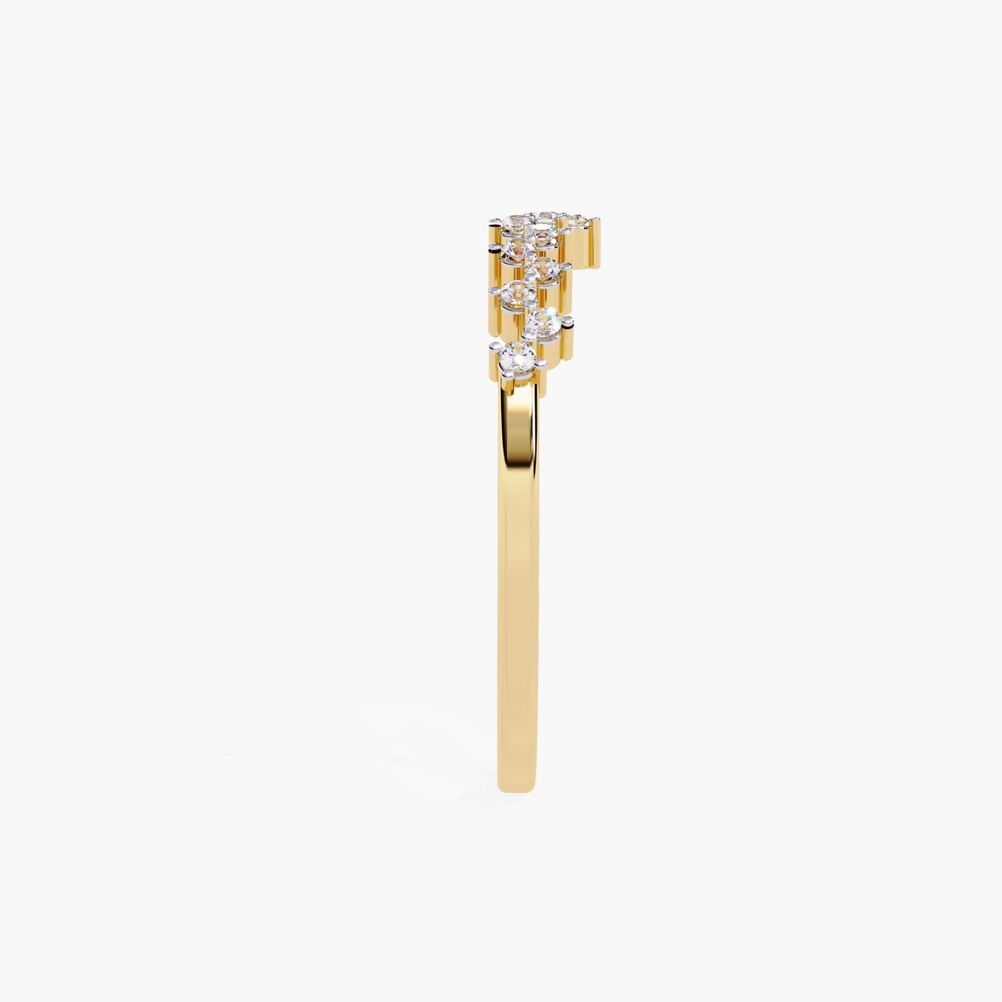 Modern 14K Gold 0.10 Ctw Curved Gold Natural Diamond Wedding Band SI GH For Sale