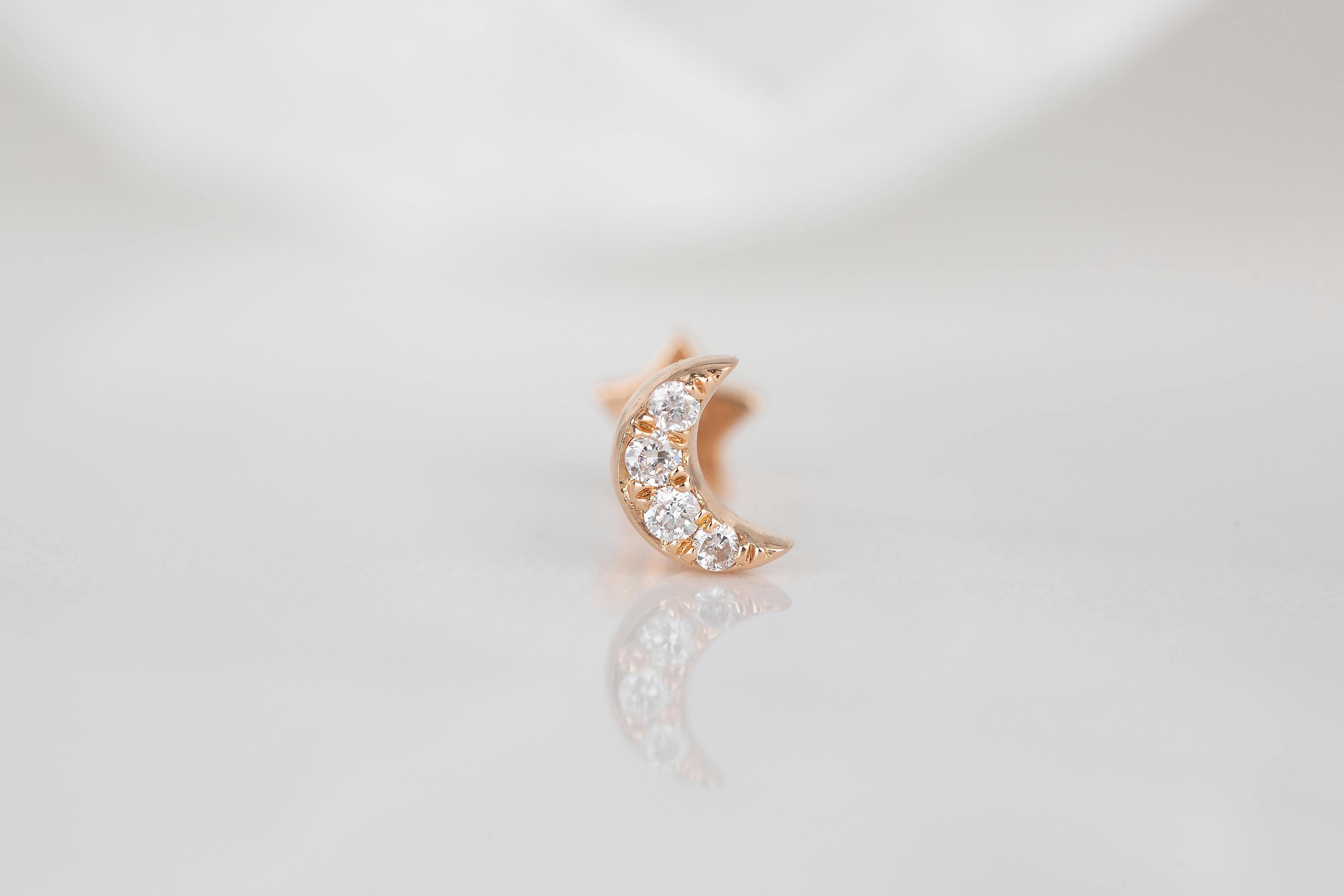 Baguette Cut 14K Gold 0.13 Ct Diamond Crescent Piercing, Gold Half Moon Diamond Earring For Sale