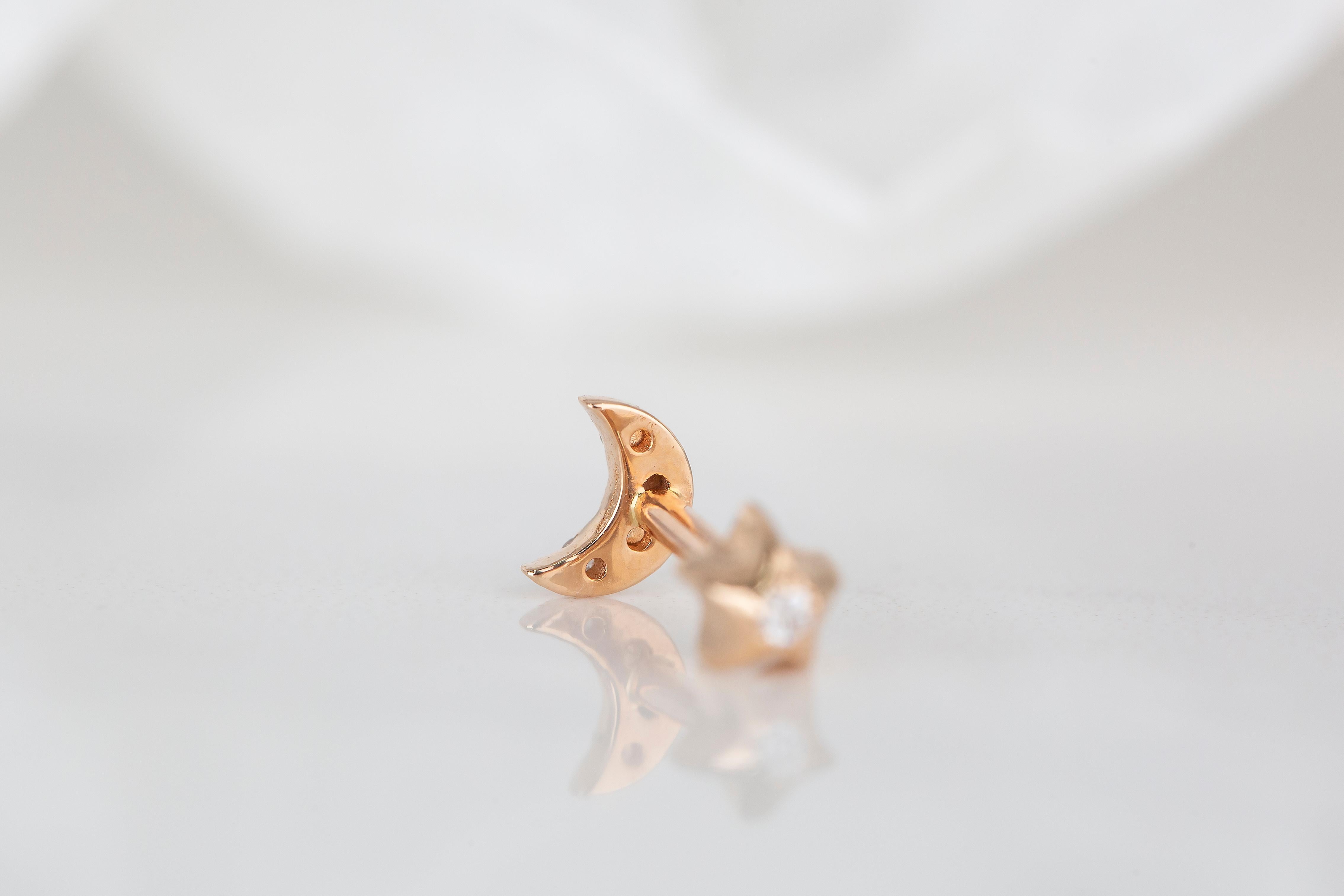 Women's 14K Gold 0.13 Ct Diamond Crescent Piercing, Gold Half Moon Diamond Earring For Sale