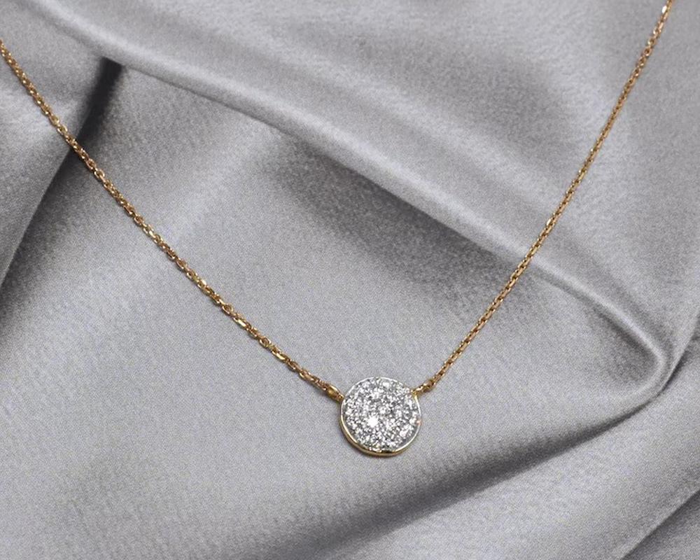Women's or Men's 14K Gold 0.15 Carat Diamond Minimalist Cluster Disc Necklace For Sale