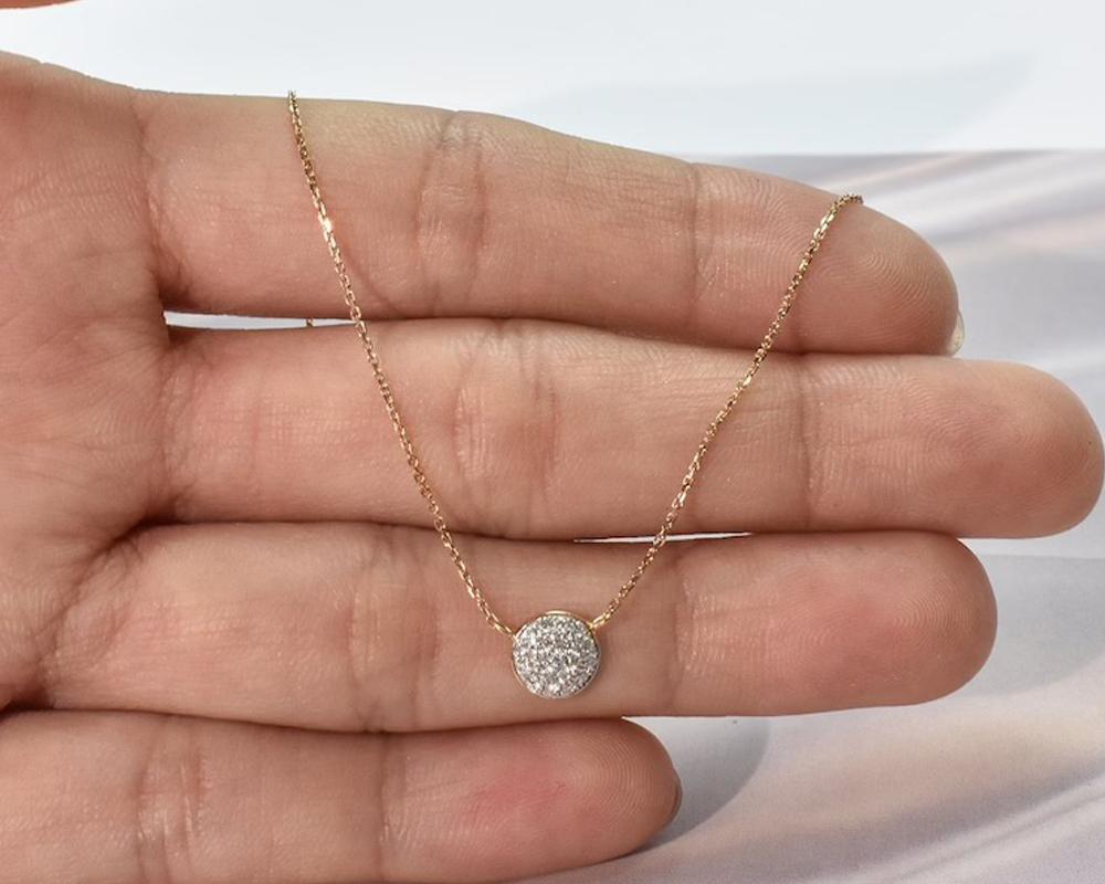 14K Gold 0.15 Carat Diamond Minimalist Cluster Disc Necklace For Sale 1