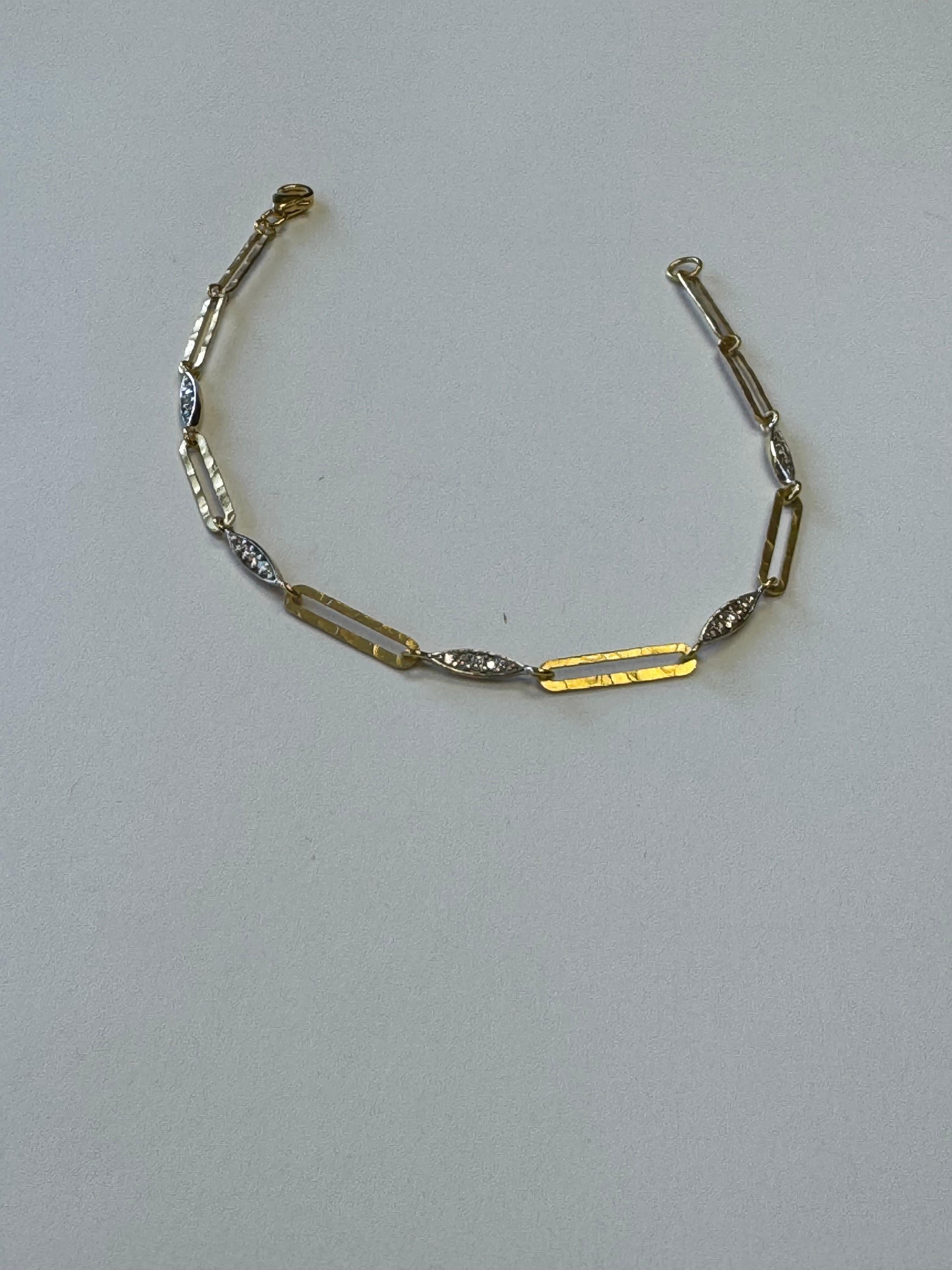 Round Cut 14K Gold 0.15 ct. tw. Open Link Bracelet For Sale