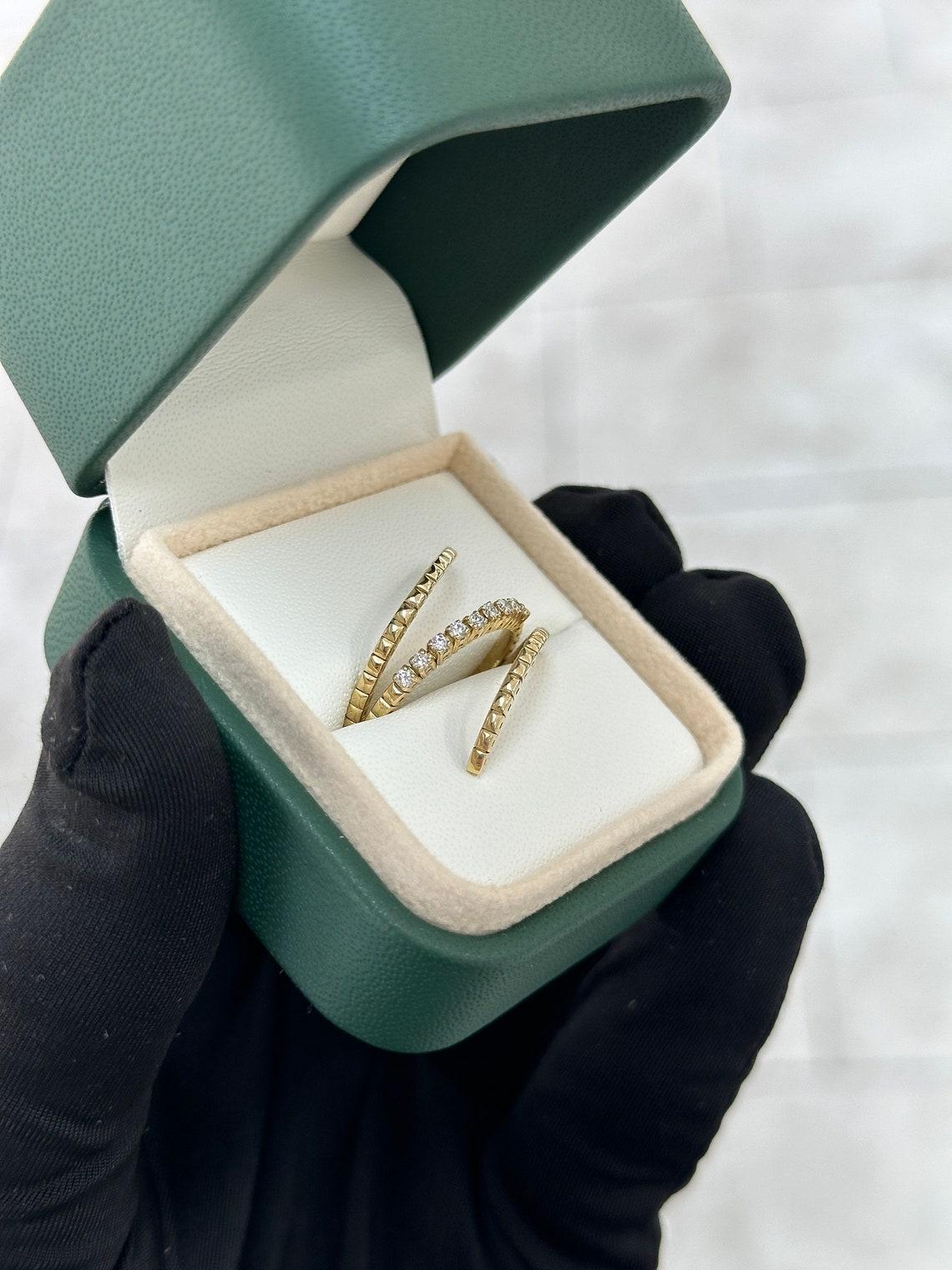 14K Gold 0.20tcw Retractable Diamond Band Ring Brilliant Round Cut Trendy Full For Sale 2