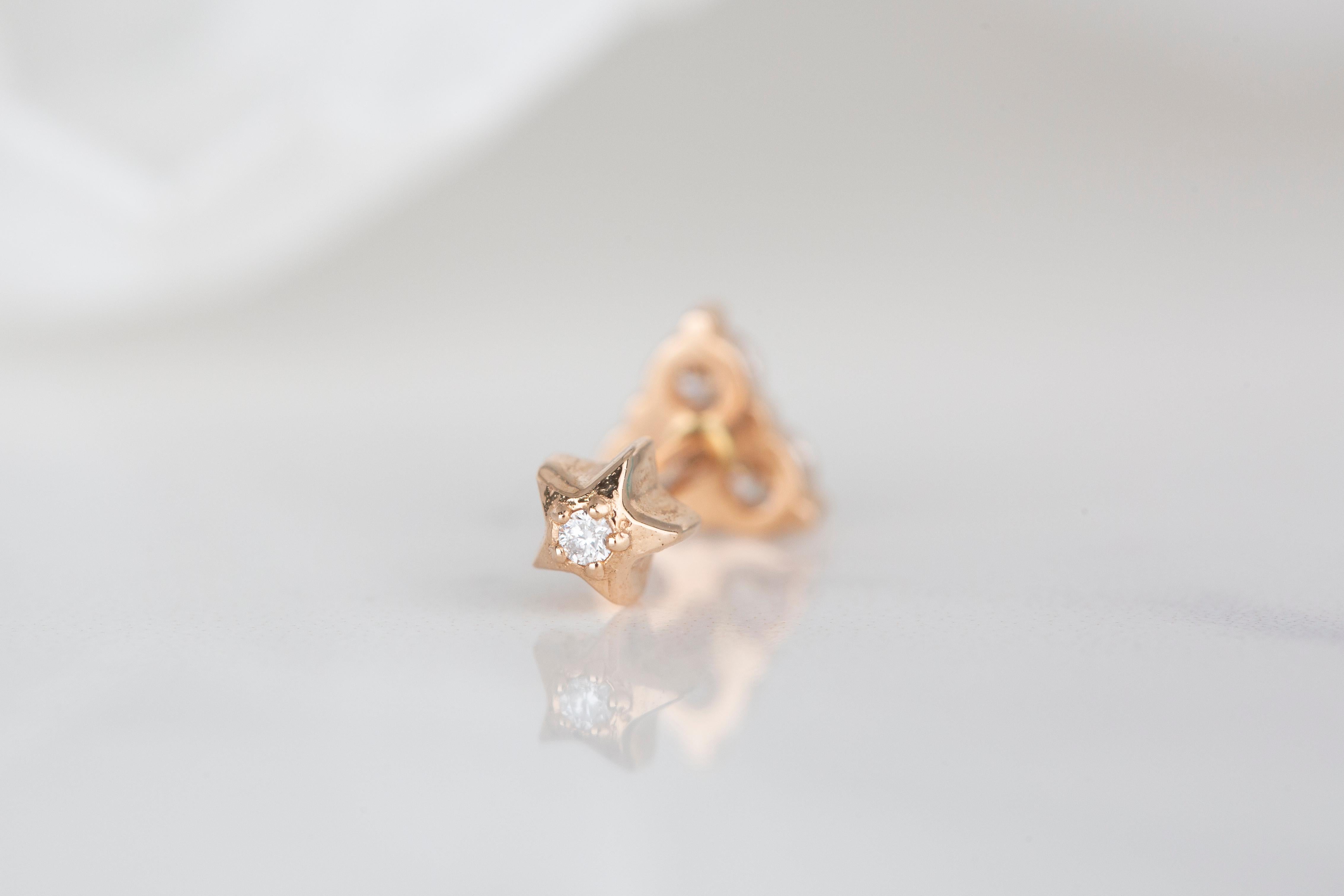 14K Gold 0.21 Ct Tria Diamonds Piercing, Gold 0.21 Ct Triple Diamonds Earring In New Condition For Sale In ISTANBUL, TR