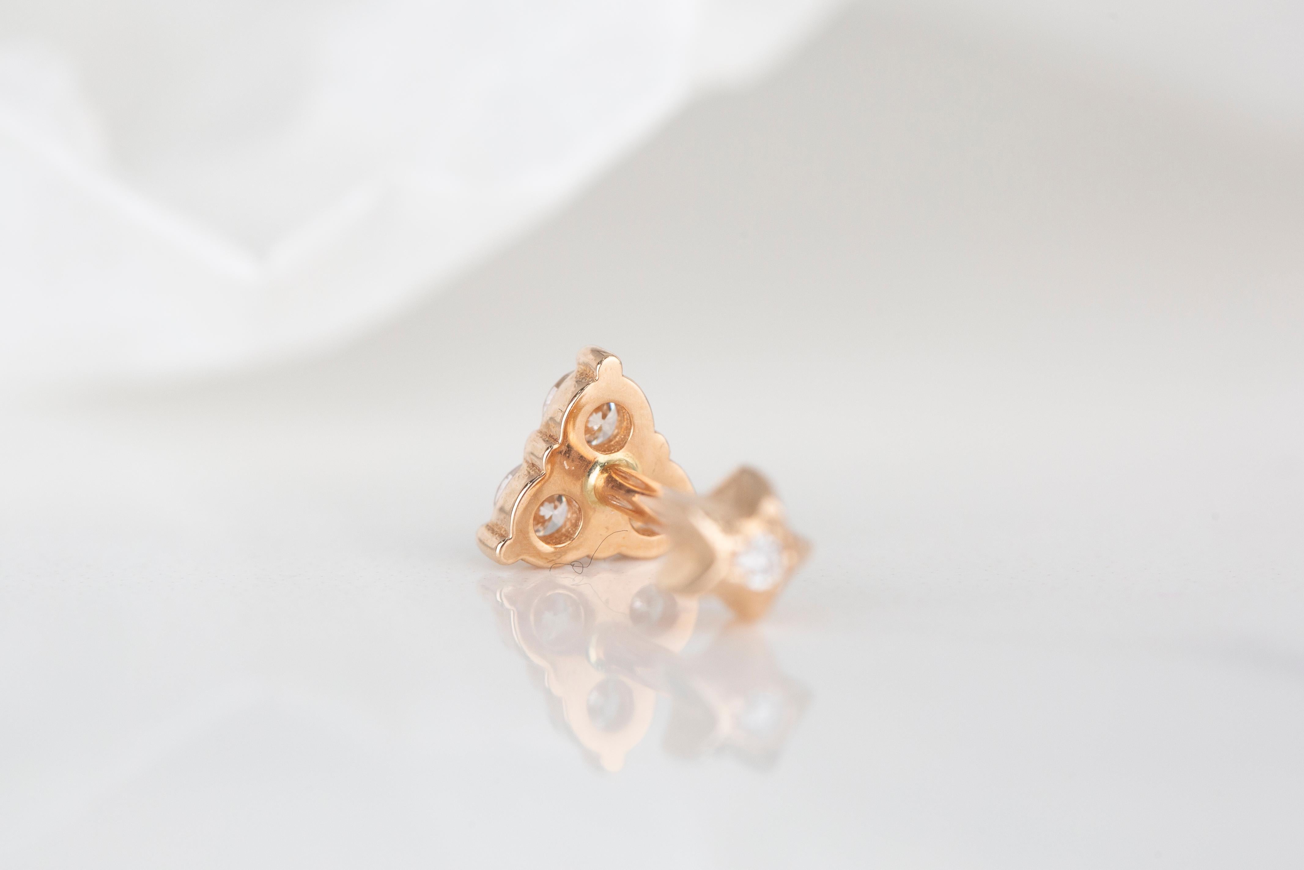 14K Gold 0.21 Ct Tria Diamonds Piercing, Gold 0.21 Ct Triple Diamonds Earring For Sale 1