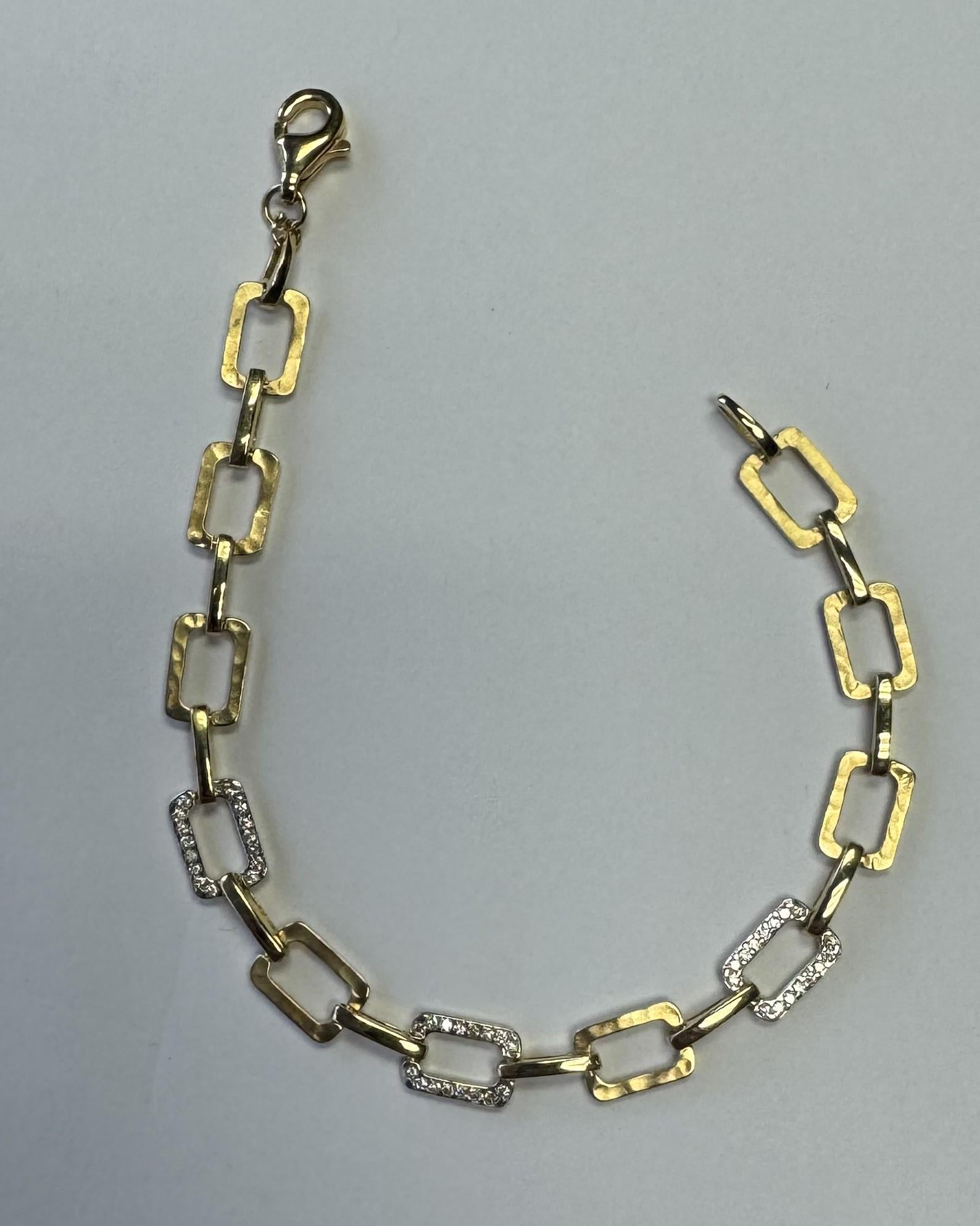 Round Cut 14K Gold 0.29 ct. tw. Rectangle Shaped Open Link Bracelet For Sale