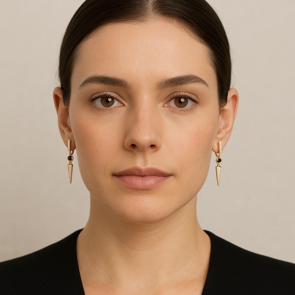 Oro de 14 quilates 0,58 ct. tw. Huggies con Motivo Triángulo Colgante Corte redondo en venta