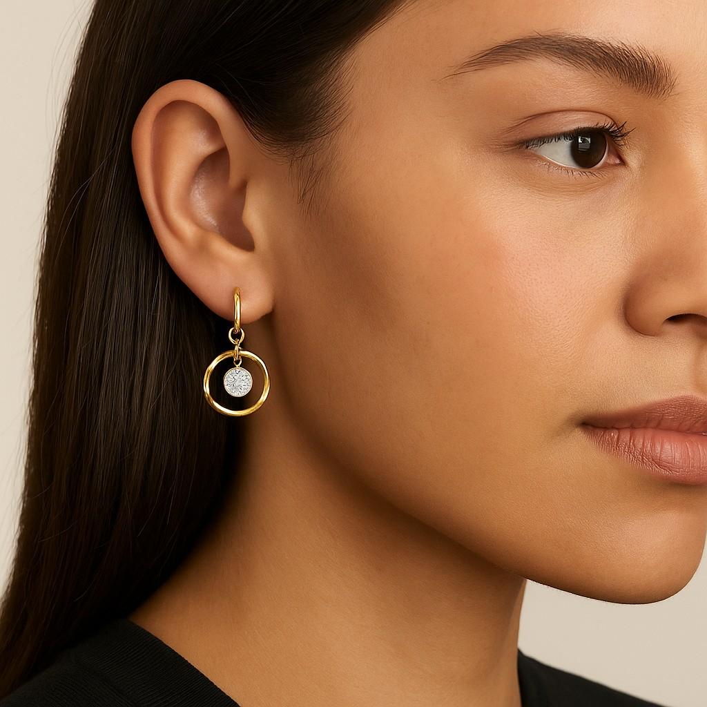 Oro 14K 0,62 ct. tw. Orecchini pendenti a cerchio aperto con diamante pendente Ci In condizioni Nuovo in vendita a Great Neck, NY