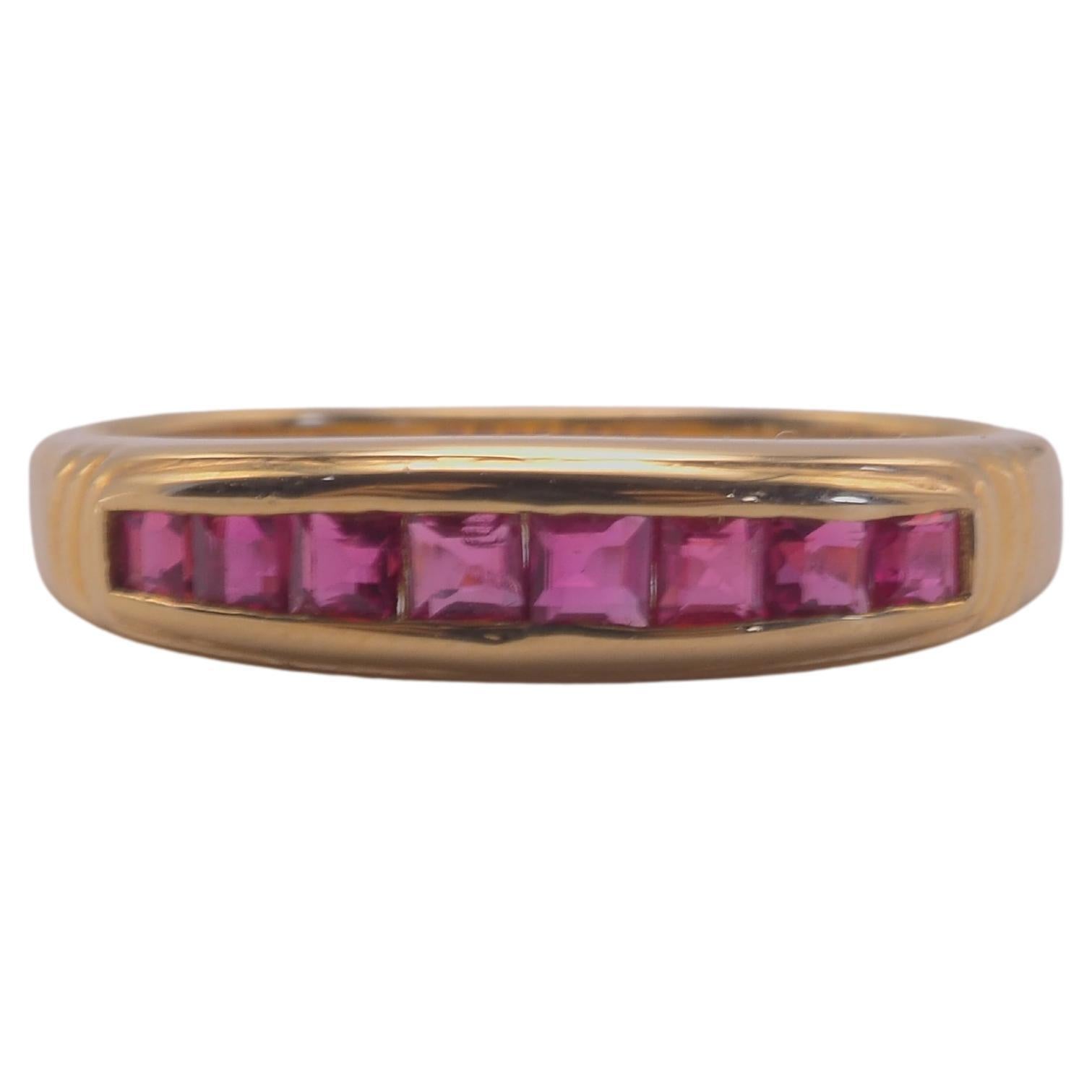 14K Gold 0.80ct Squared Ruby Vintage Band Ring For Sale