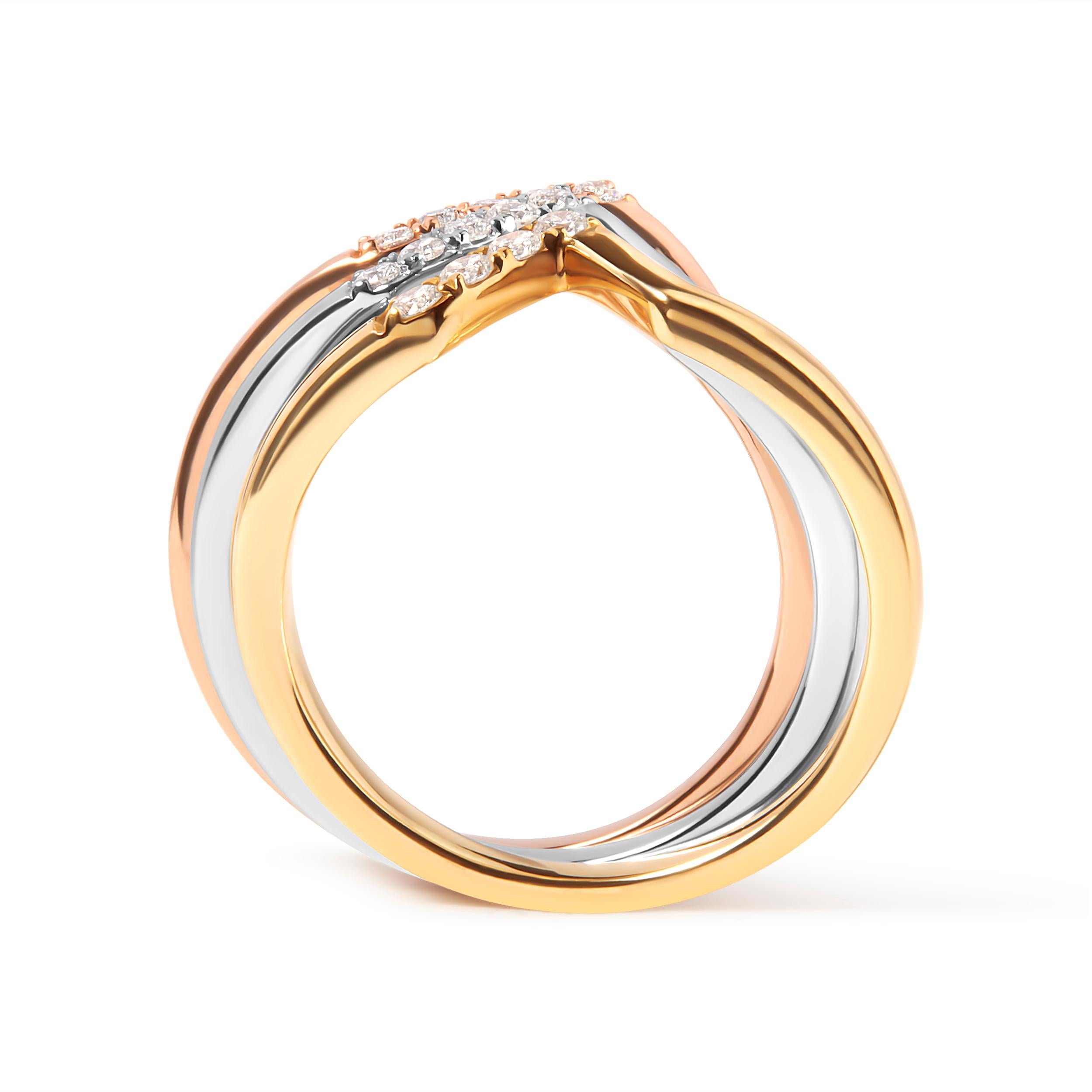 Laissez-vous séduire par l'art de l'élégance avec ce set exquis de trois bracelets empilables, chacun méticuleusement fabriqué en or 14 carats dans des teintes jaune, rose et blanc rhodié. Conçu pour s'imbriquer parfaitement, le trio forme une