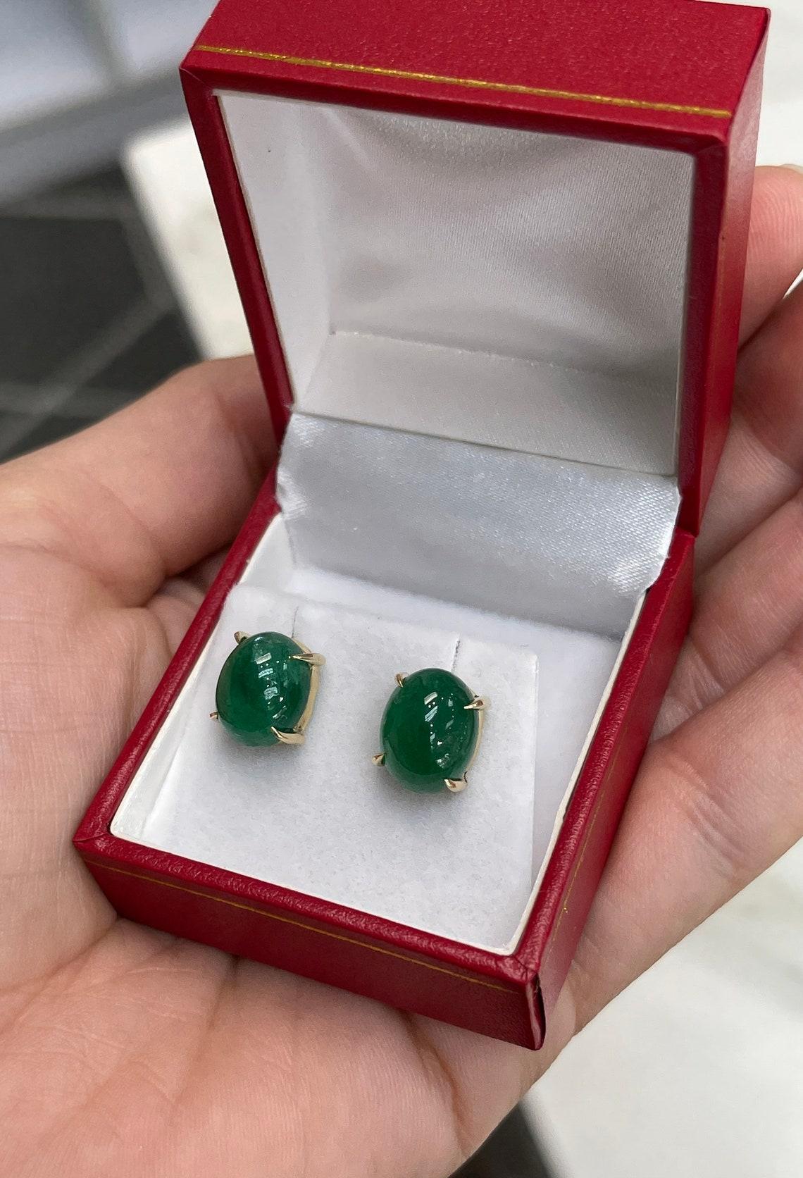 14K Gold 10.90tcw Oval Cut Emerald Cabochon Stud Earrings For Sale 1