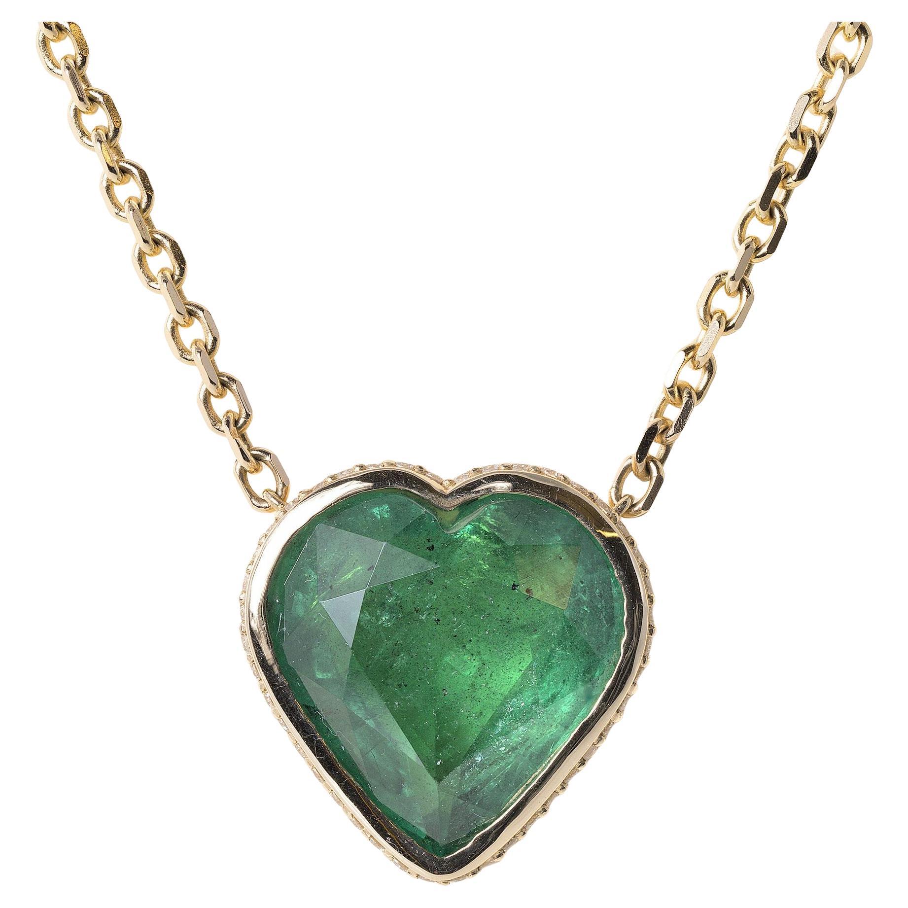 14K Gold 12.55 Carat Emerald Heart Shape Bezel Set Diamond Chain Necklace