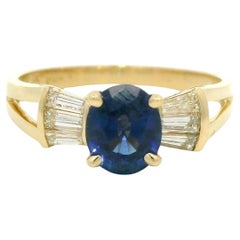 Anello in oro 14k da 1,49 carati con zaffiro blu reale e diamante baguette