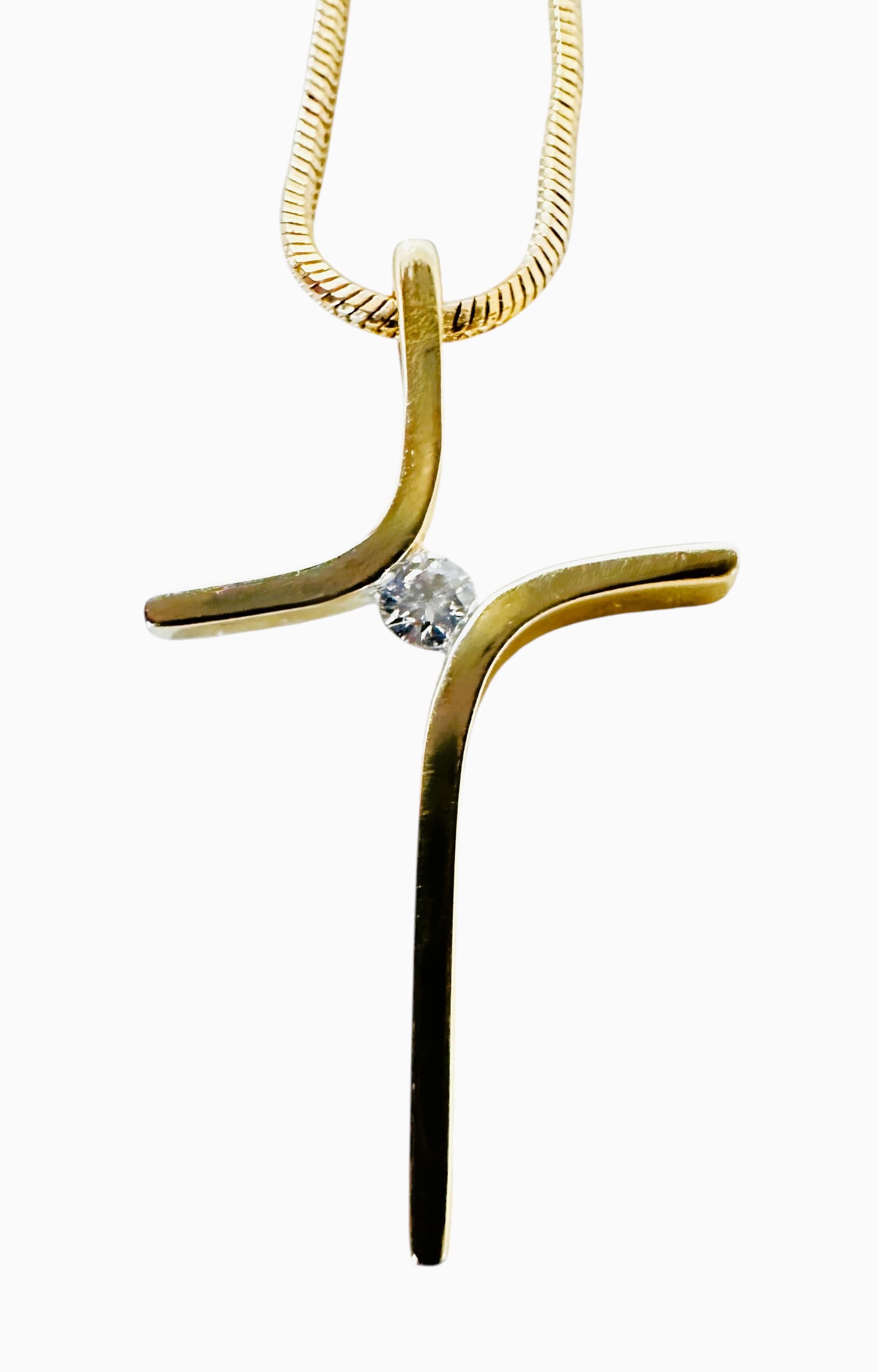 Art Deco 14k Gold 1.5 mm Diamond Cross Pendant Necklace On 18