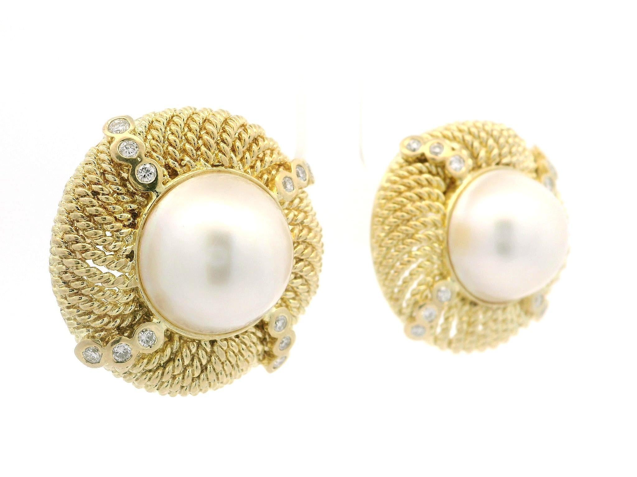 Orecchini a bottone a filo ritorto in oro 14k con perla Mabe da 15,75 mm e diamante da 0,60 ct. in vendita 5