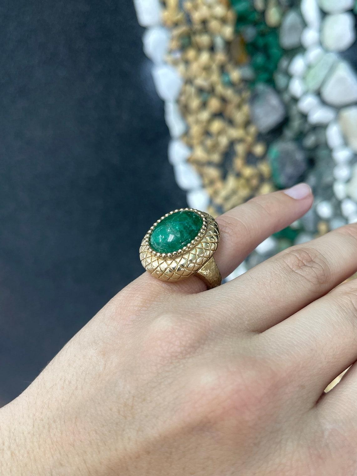 Oval Cut 14K Gold 16.83ct Oval Cabochon Emerald Ring, Antique Vintage Dark Green For Sale