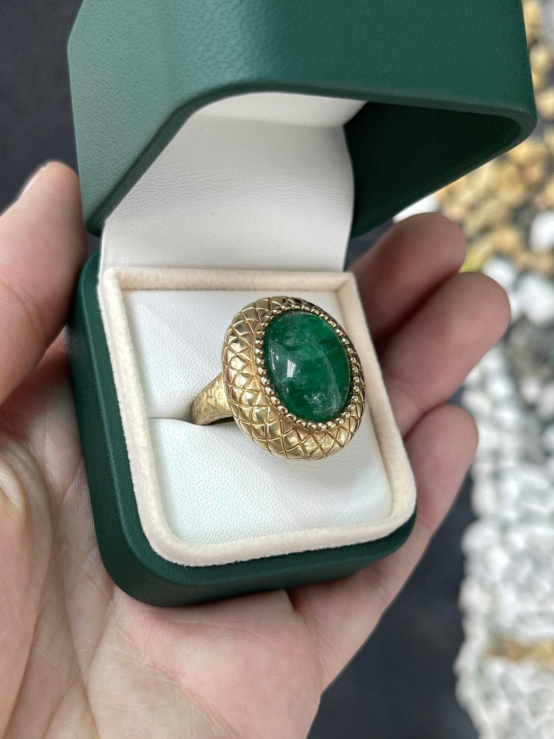 Women's 14K Gold 16.83ct Oval Cabochon Emerald Ring, Antique Vintage Dark Green For Sale