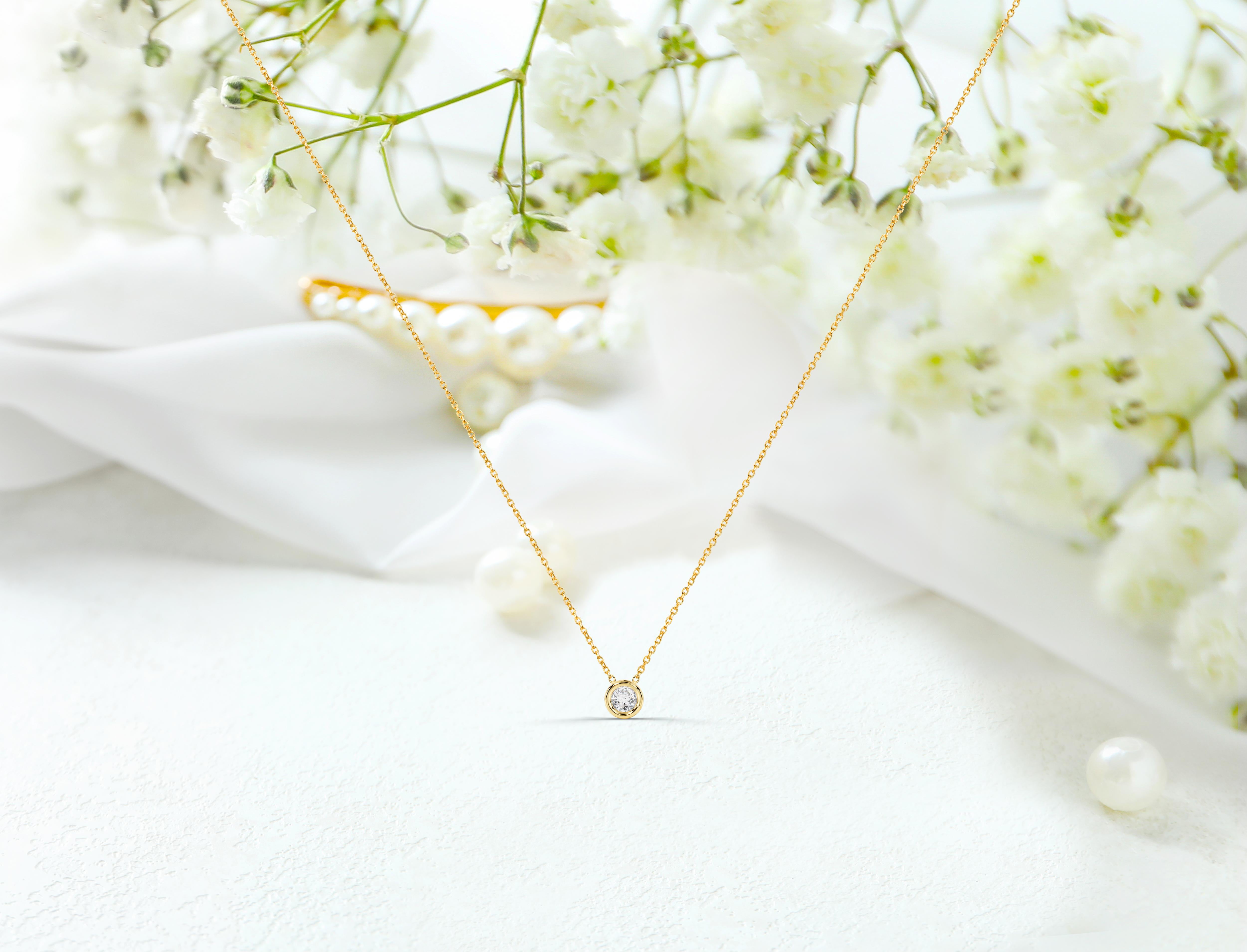 14k Gold 1.7 mm Diamond Necklace Dainty Solitaire Necklace Bezel Necklace In New Condition For Sale In Bangkok, TH