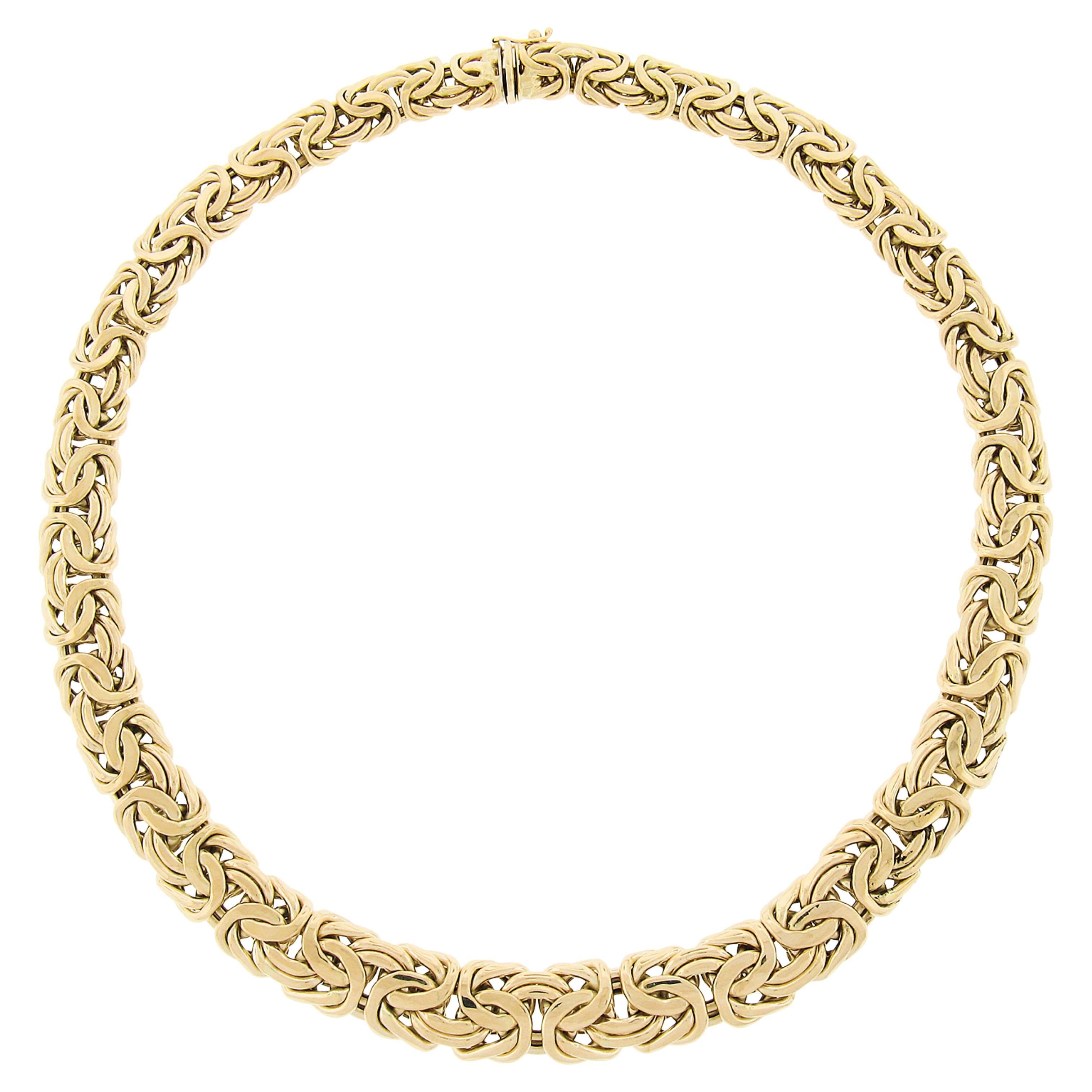 14k Gold Graduated Flat & Domed Byzantine Link Chain Necklace w/ Push Clasp For Sale