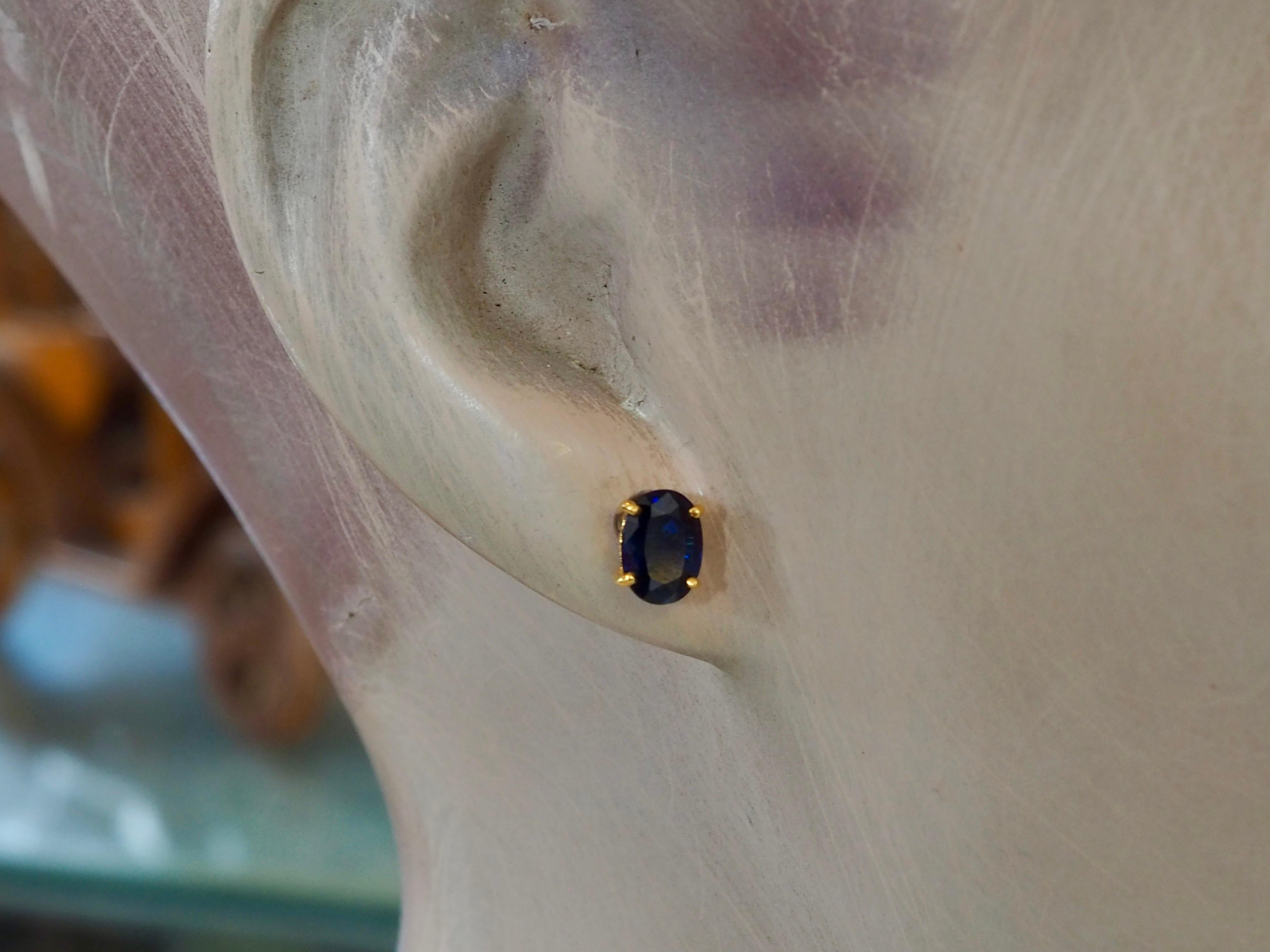 Pendientes de oro de 14 quilates con zafiro azul verdoso profundo ovalado de 1,90 ct 4