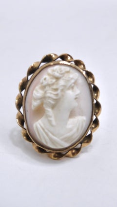 14k Gold 1950's Vintage Cameo Ring