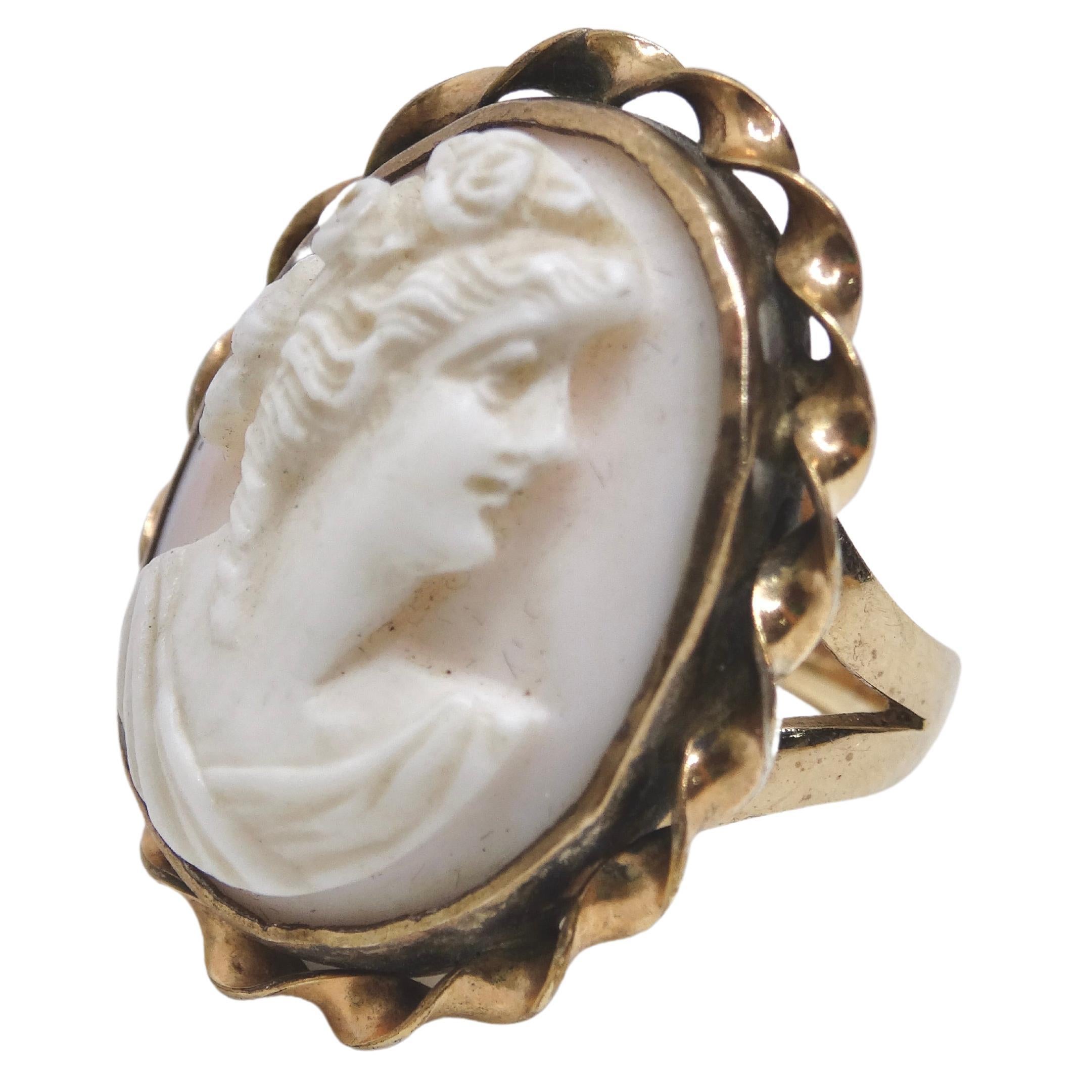14k Gold 1950's Vintage Cameo Ring For Sale