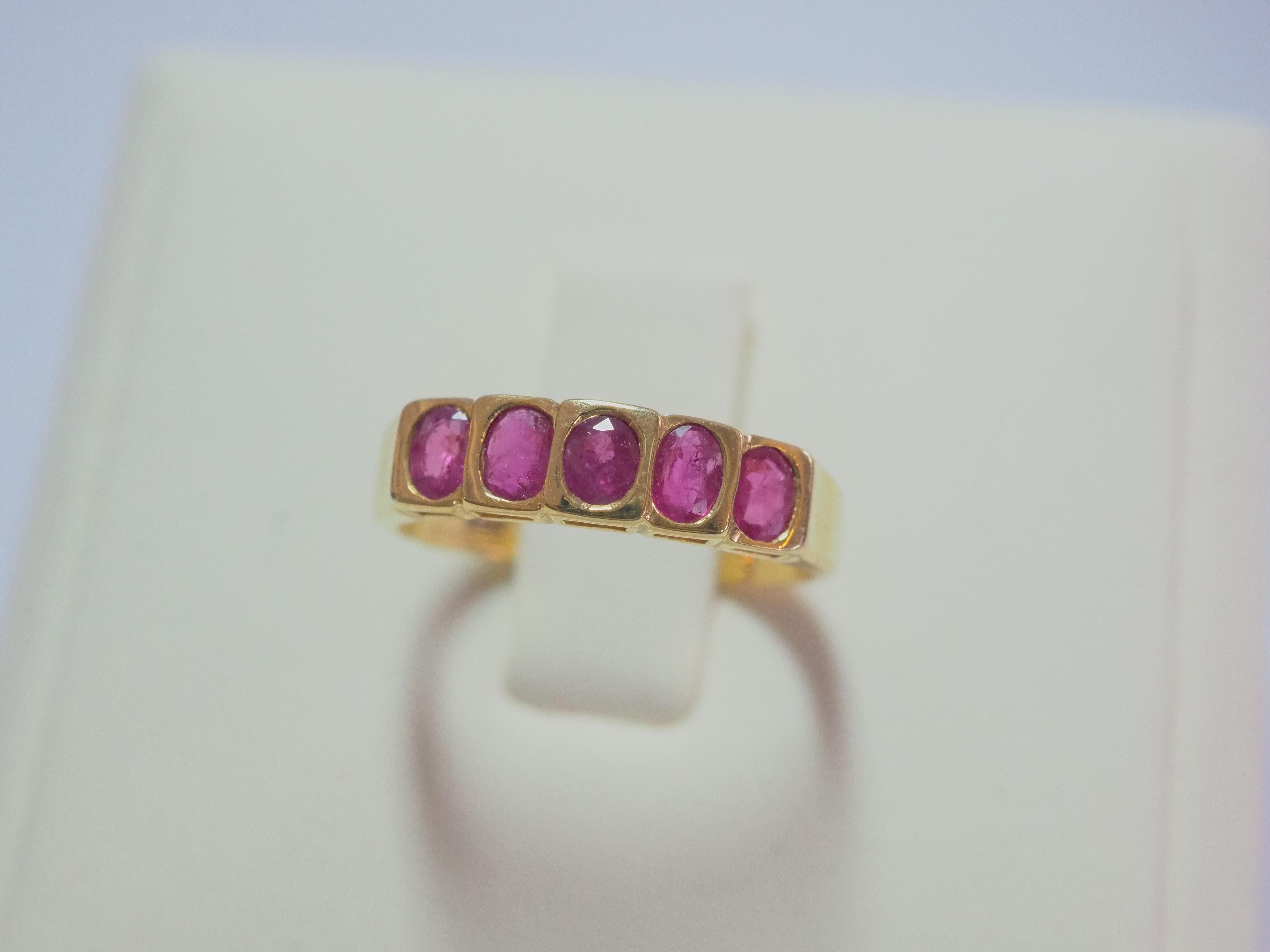 14K Gold 1ct Fünf ovaler Rubin Vintage-Ring 1