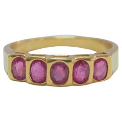 14K Gold 1ct Fünf ovaler Rubin Vintage-Ring