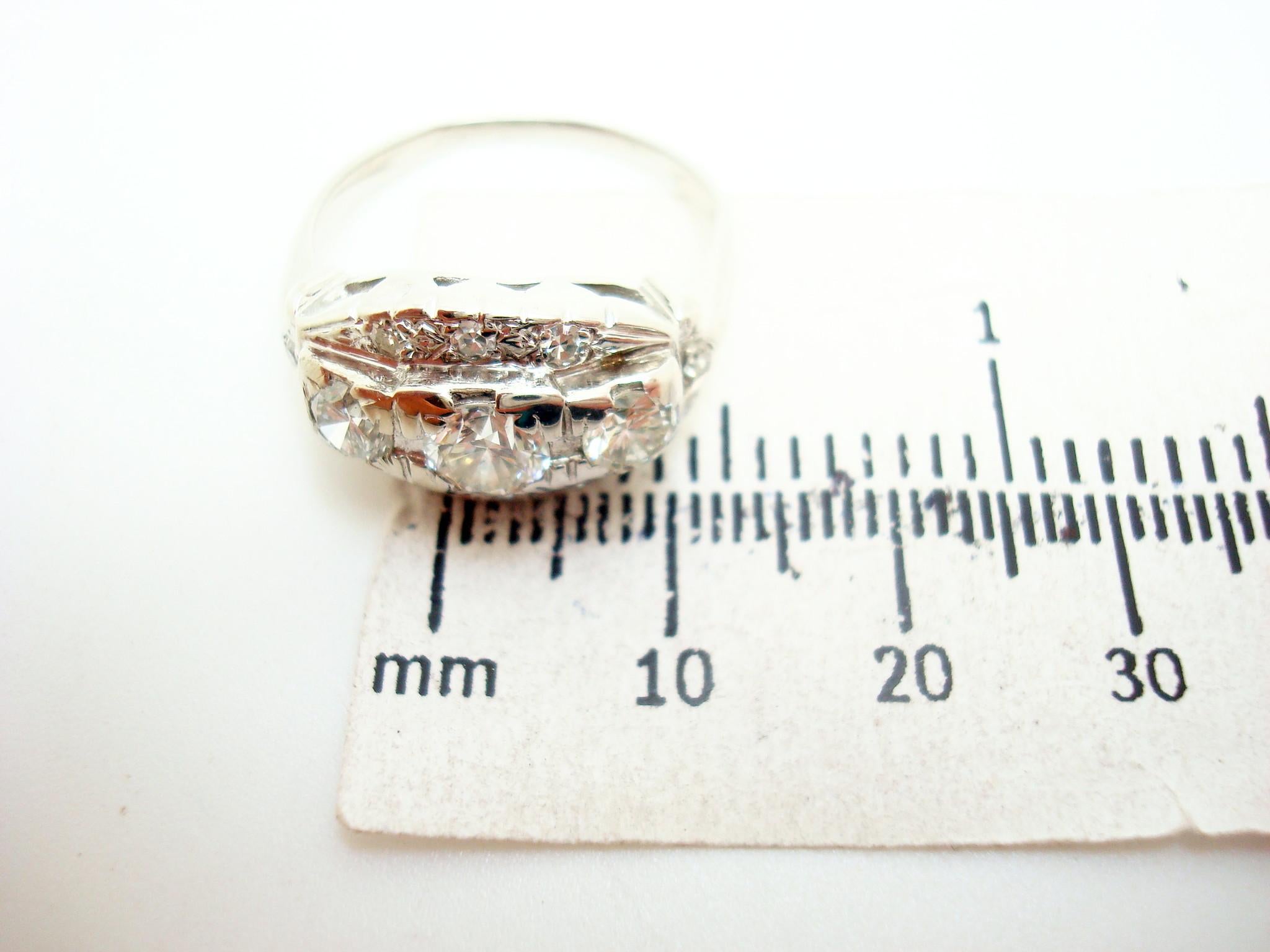 Bague en or 14 carats avec diamant naturel véritable d'un poids total de 1 carat et petits diamants #J2874 en vente 1
