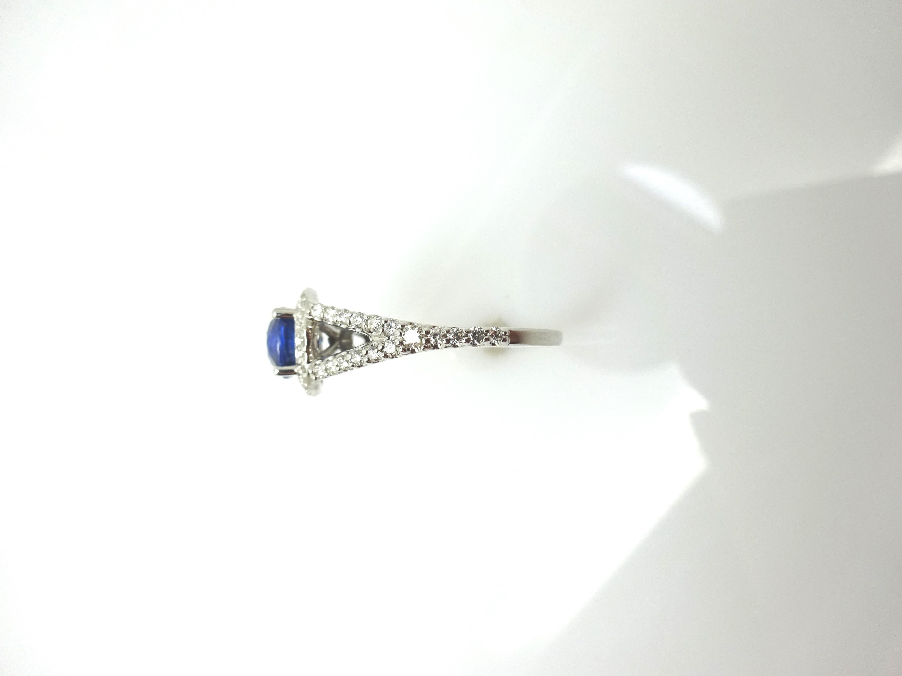 Brilliant Cut 14k Gold 2 Carat Blue Genuine Natural Sapphire and Diamond Halo Ring '#J3800' For Sale