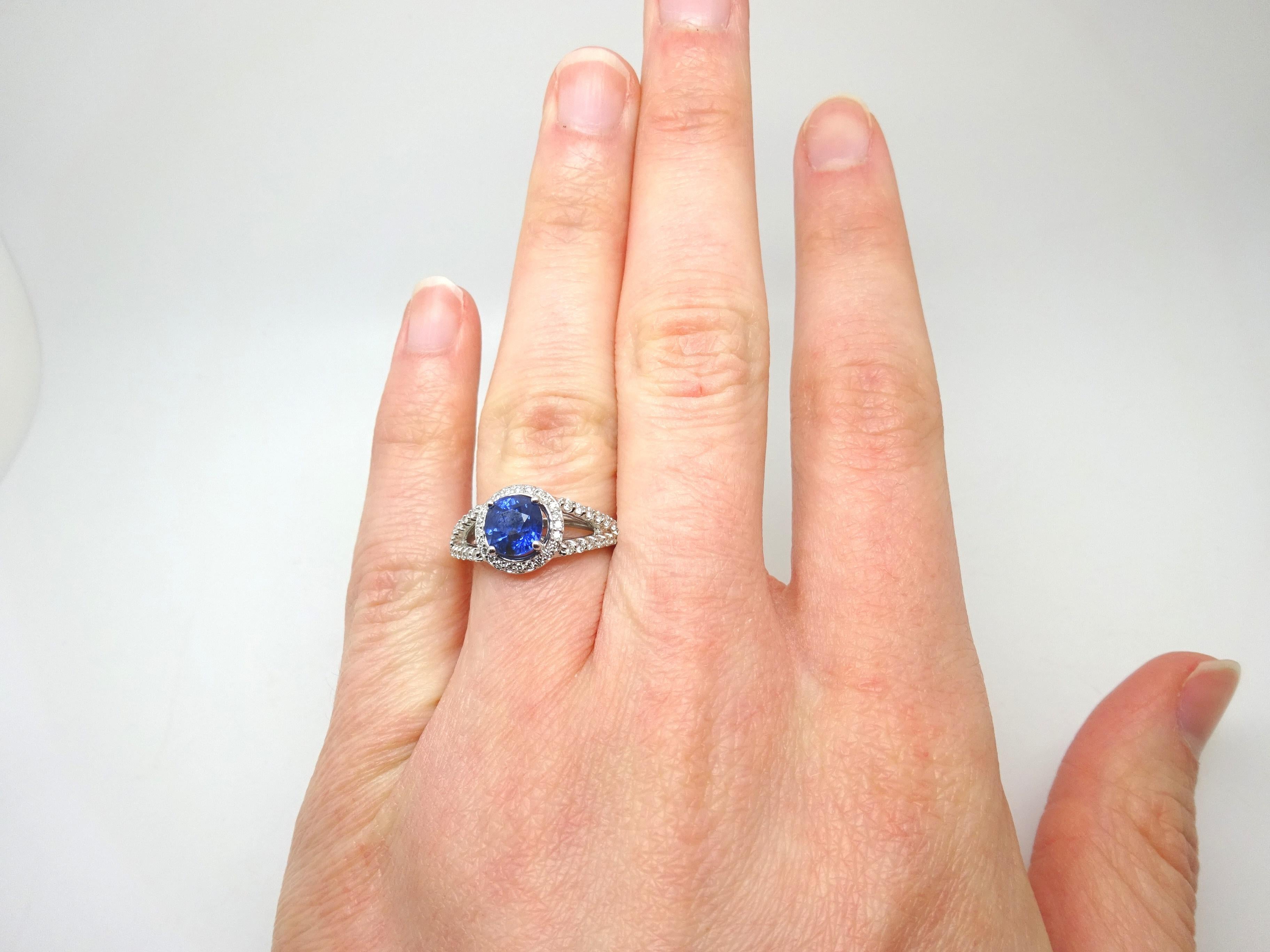 14k Gold 2 Carat Blue Genuine Natural Sapphire and Diamond Halo Ring '#J3800' For Sale 1