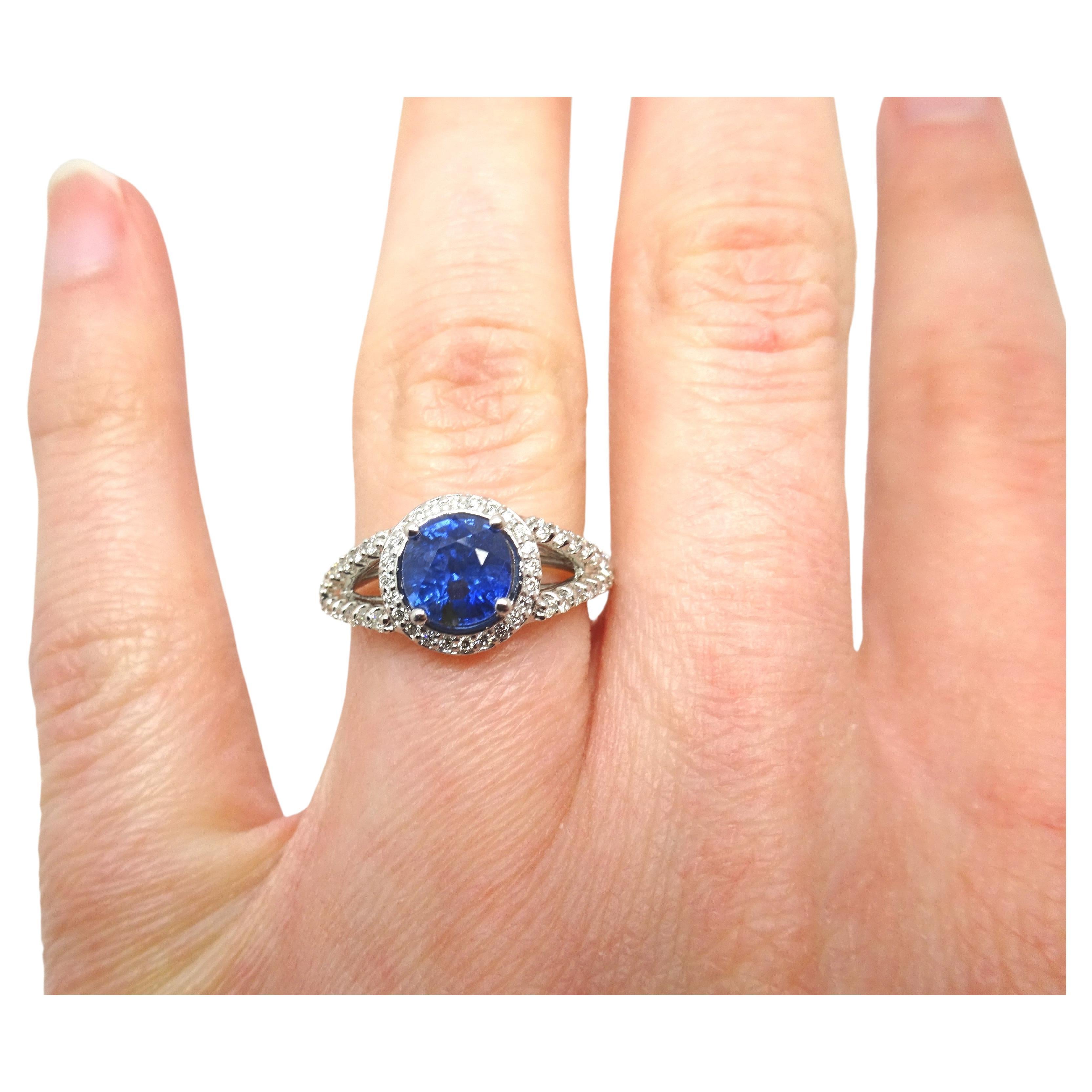 Anello a raggiera in oro 14k con zaffiro naturale autentico blu e diamante da 2 carati "#J3800 in vendita