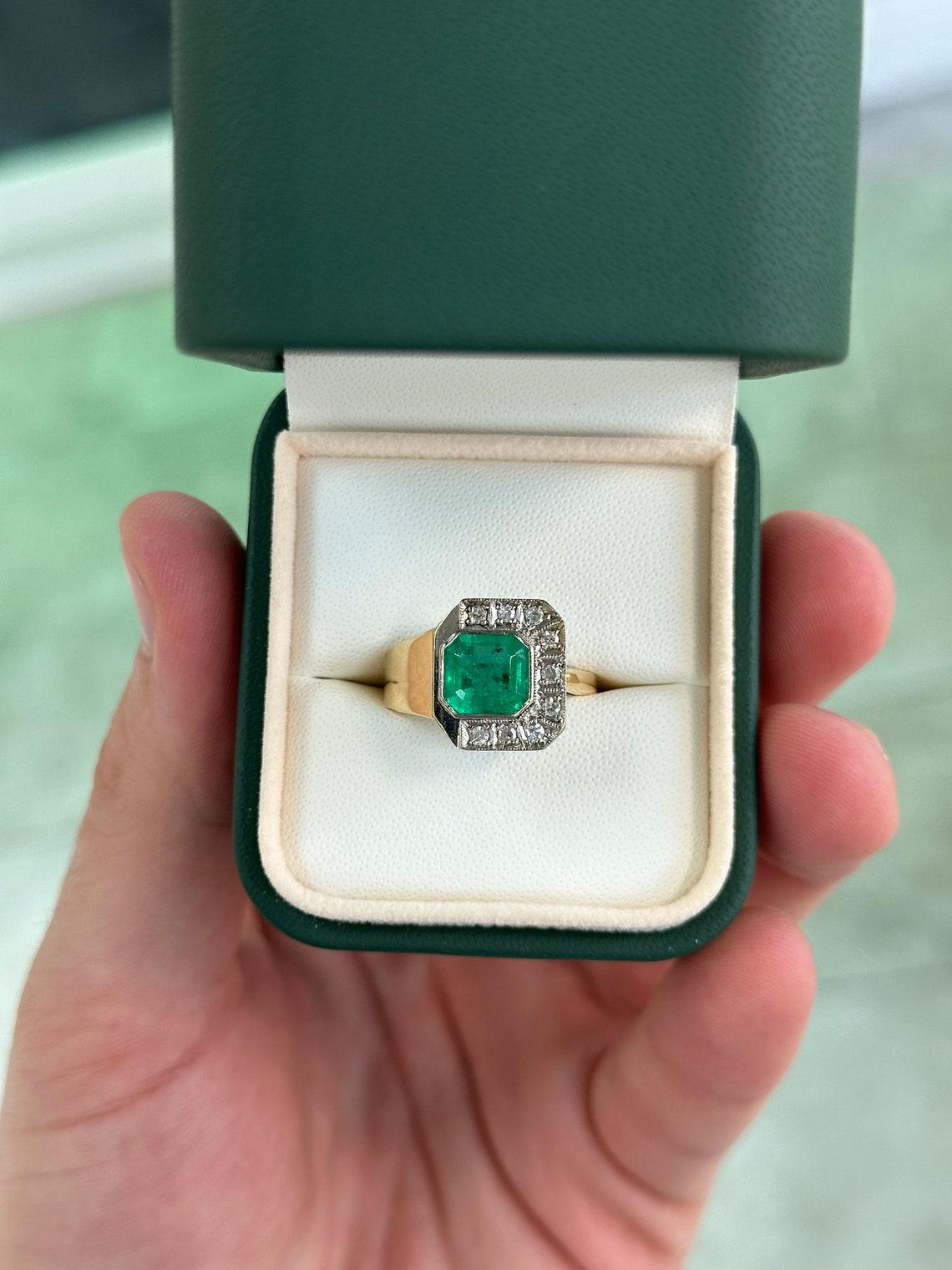 14K Gold 2.14tcw Asscher Cut Emerald & Diamond Ring, Bezel Set Medium Green For Sale 1