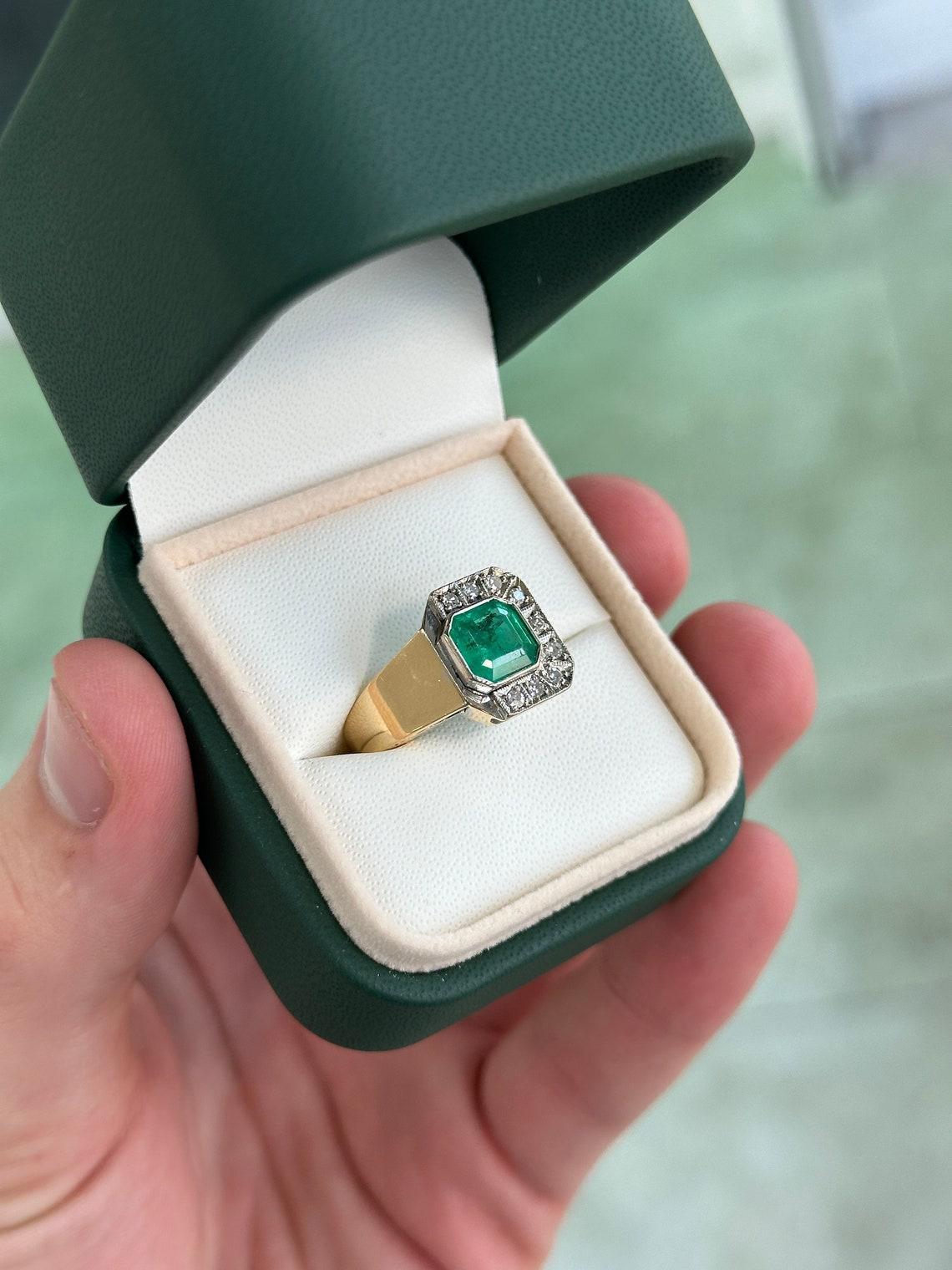 14K Gold 2.14tcw Asscher Cut Emerald & Diamond Ring, Bezel Set Medium Green For Sale 2