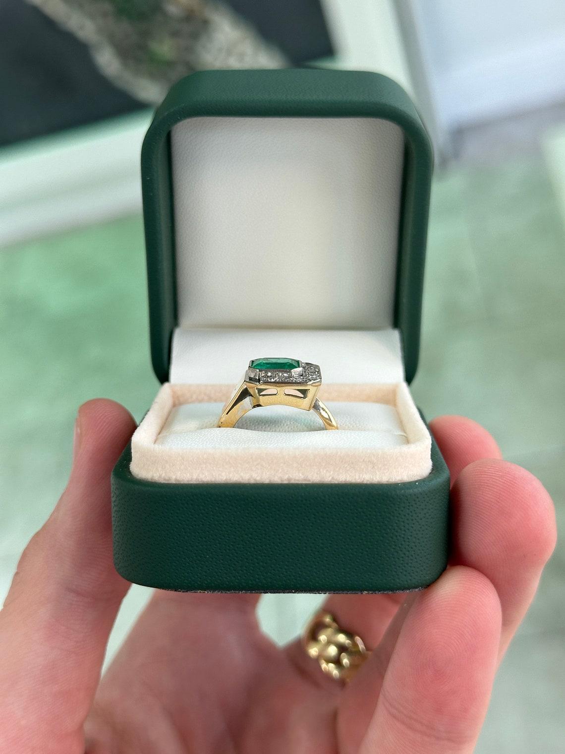 14K Gold 2.14tcw Asscher Cut Emerald & Diamond Ring, Bezel Set Medium Green For Sale 3