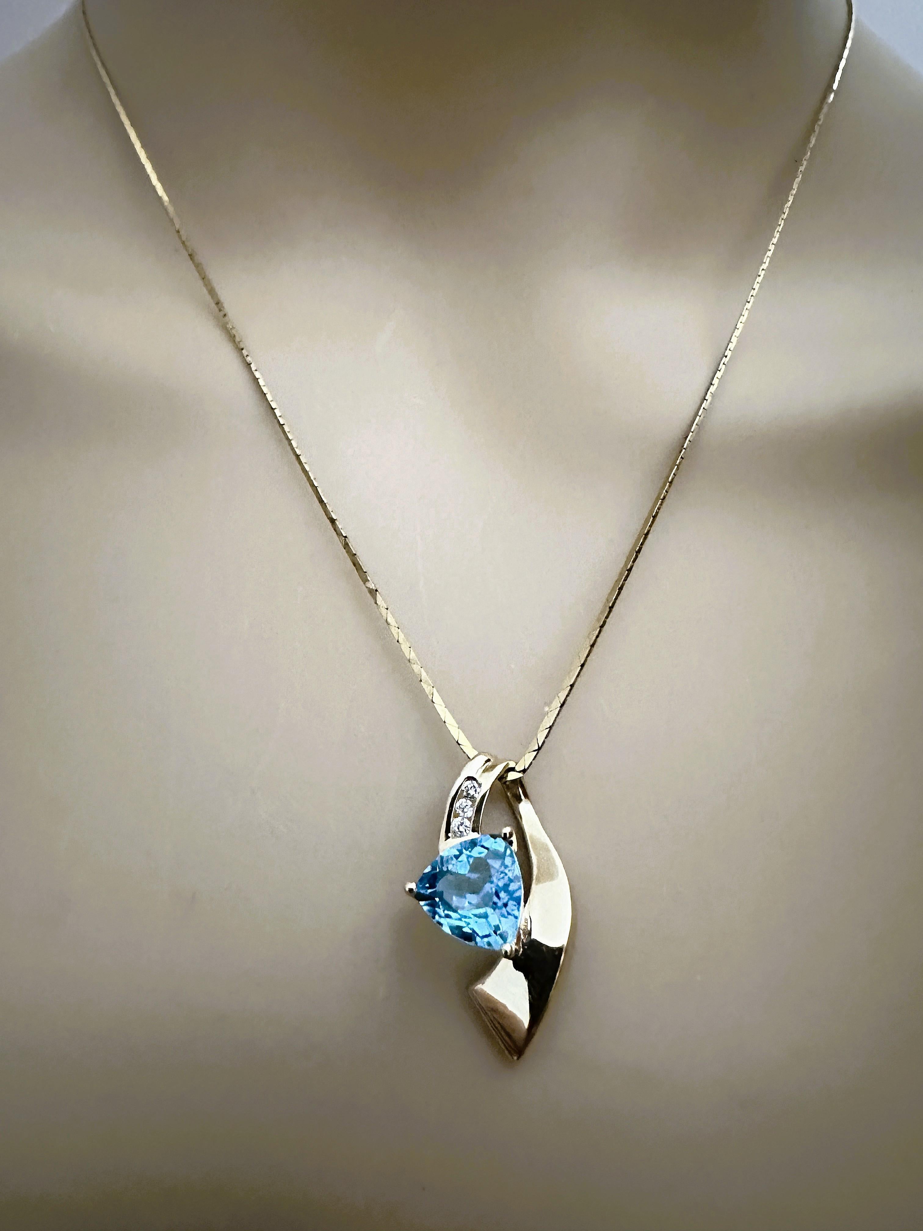 Art Deco 14k Gold 2.25 Carat Trillion Blue Topaz & Diamond Pendant Necklace 18