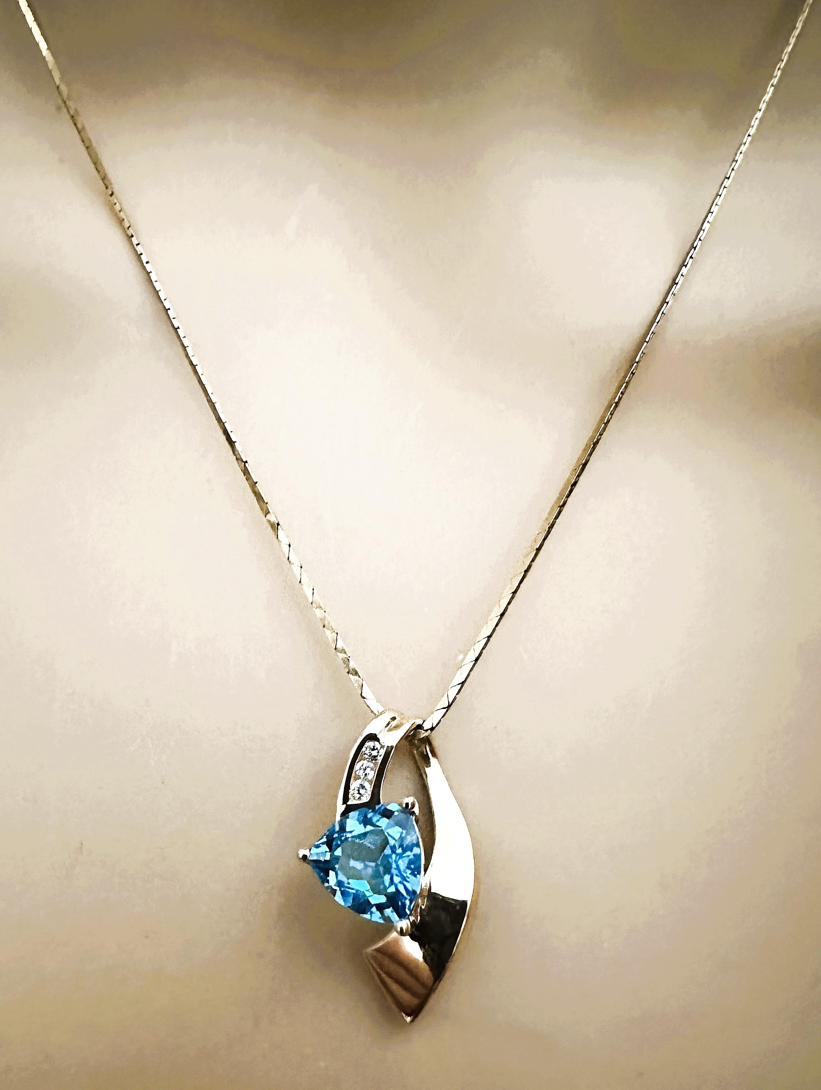Trillion Cut 14k Gold 2.25 Carat Trillion Blue Topaz & Diamond Pendant Necklace 18