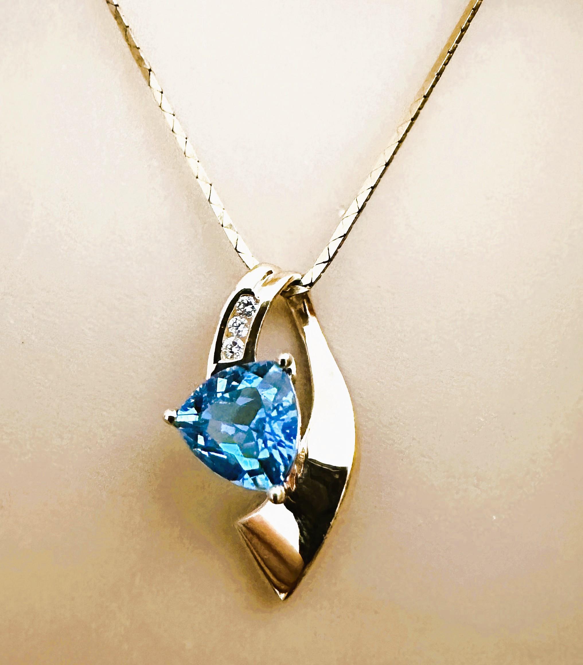 14k Gold 2.25 Carat Trillion Blue Topaz & Diamond Pendant Necklace 18